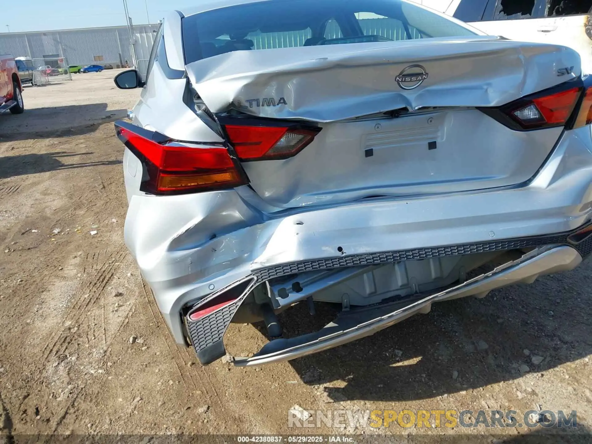 17 Photograph of a damaged car 1N4BL4DV6RN360313 NISSAN ALTIMA 2024