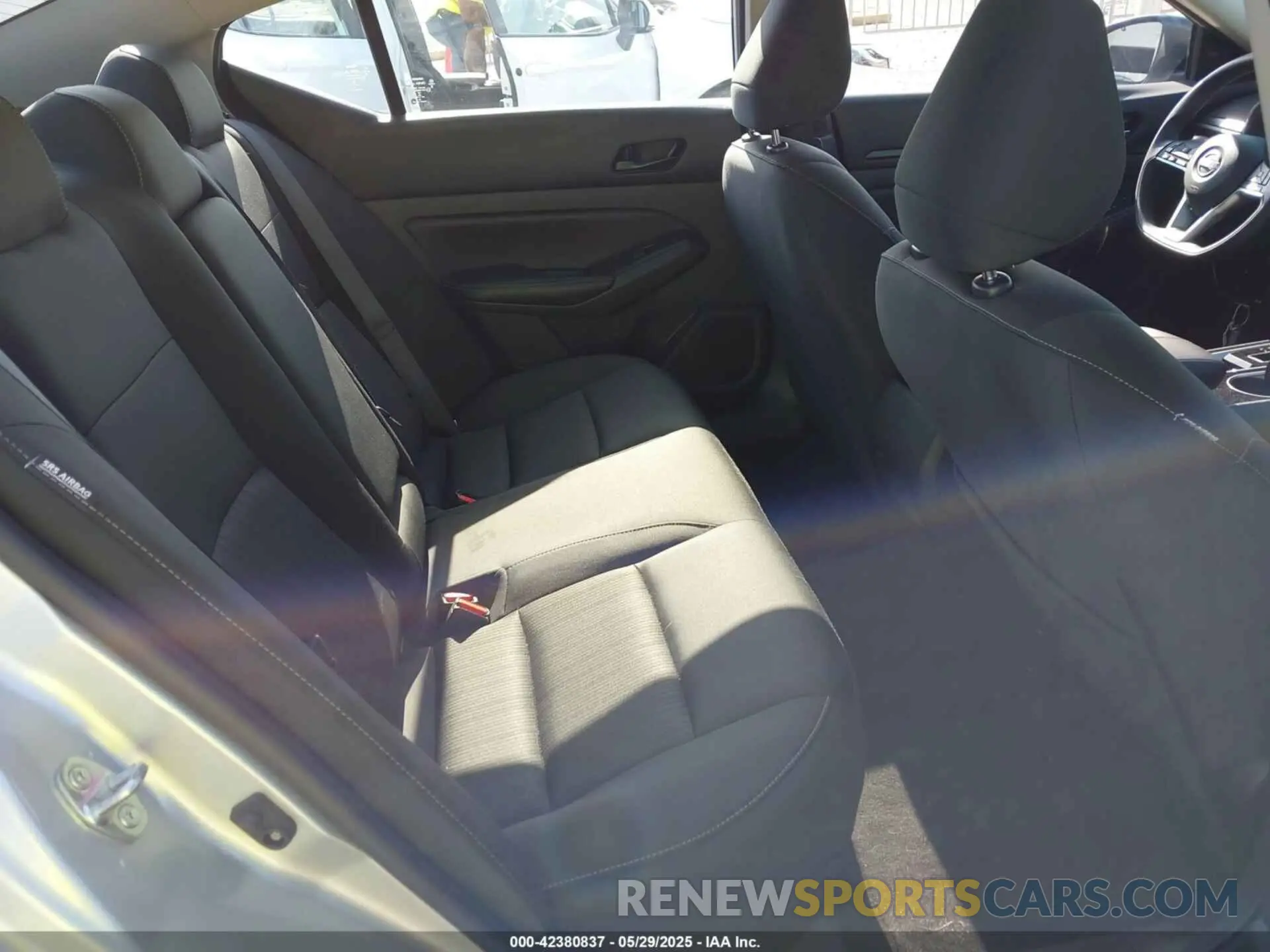 8 Photograph of a damaged car 1N4BL4DV6RN360313 NISSAN ALTIMA 2024