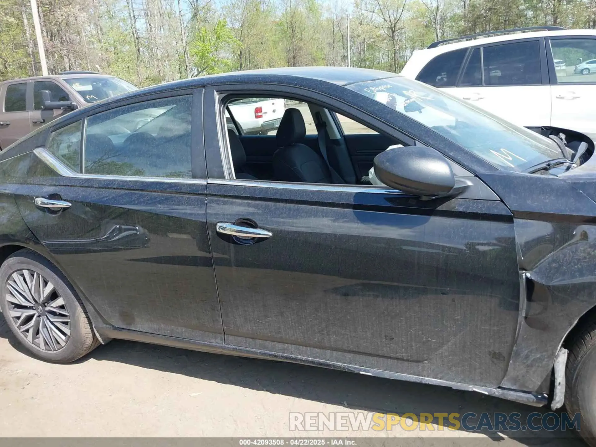 12 Photograph of a damaged car 1N4BL4DV6RN365012 NISSAN ALTIMA 2024