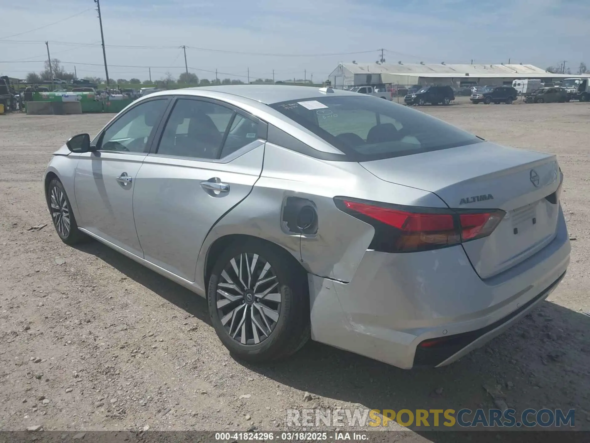 3 Photograph of a damaged car 1N4BL4DV6RN379234 NISSAN ALTIMA 2024
