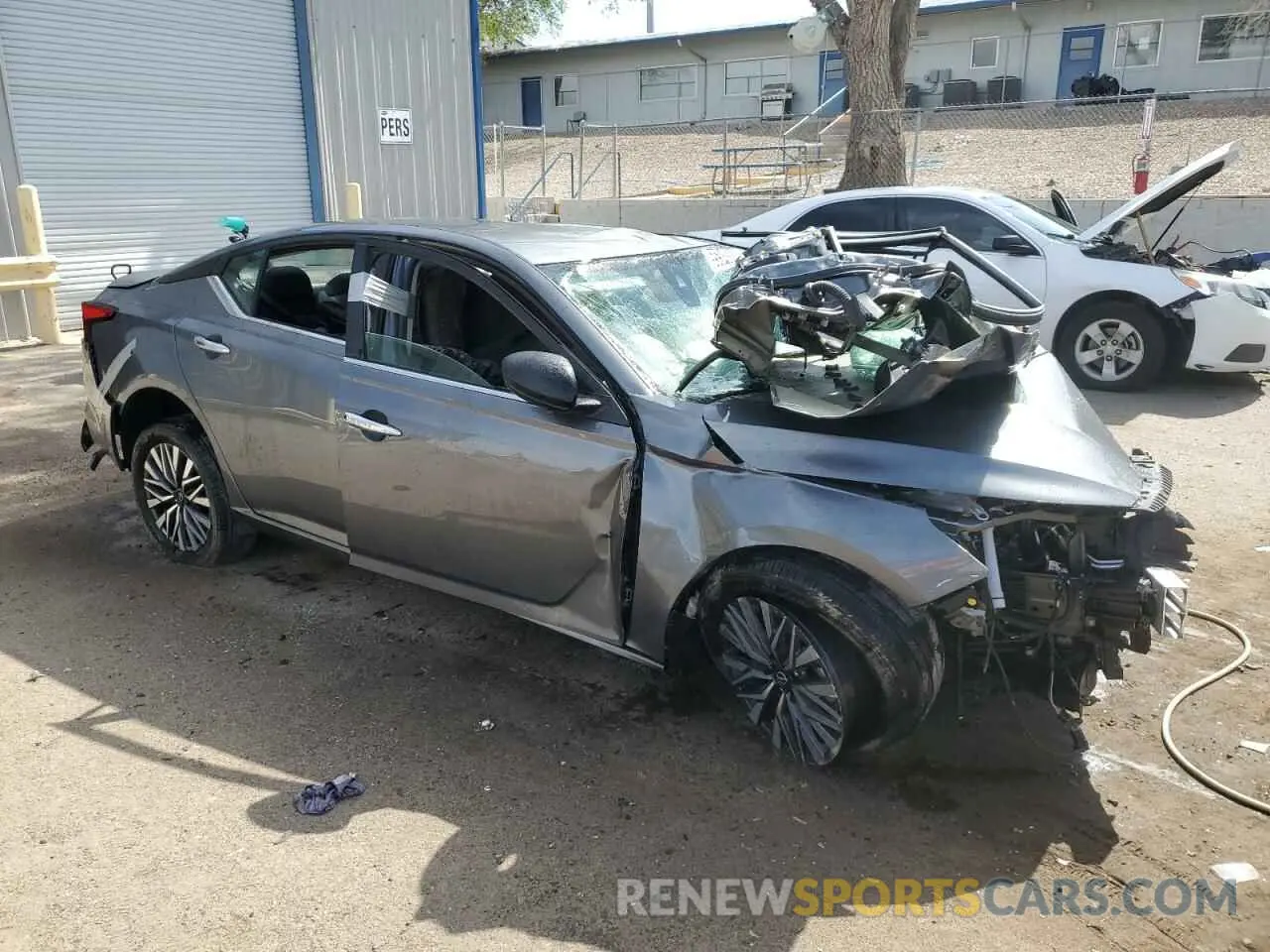 4 Photograph of a damaged car 1N4BL4DV6RN402799 NISSAN ALTIMA 2024