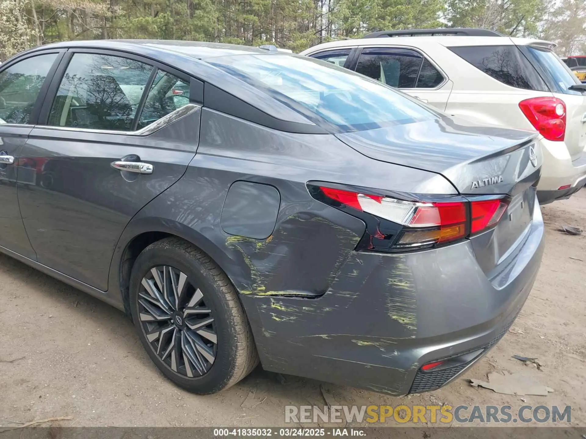 6 Photograph of a damaged car 1N4BL4DV7RN311427 NISSAN ALTIMA 2024