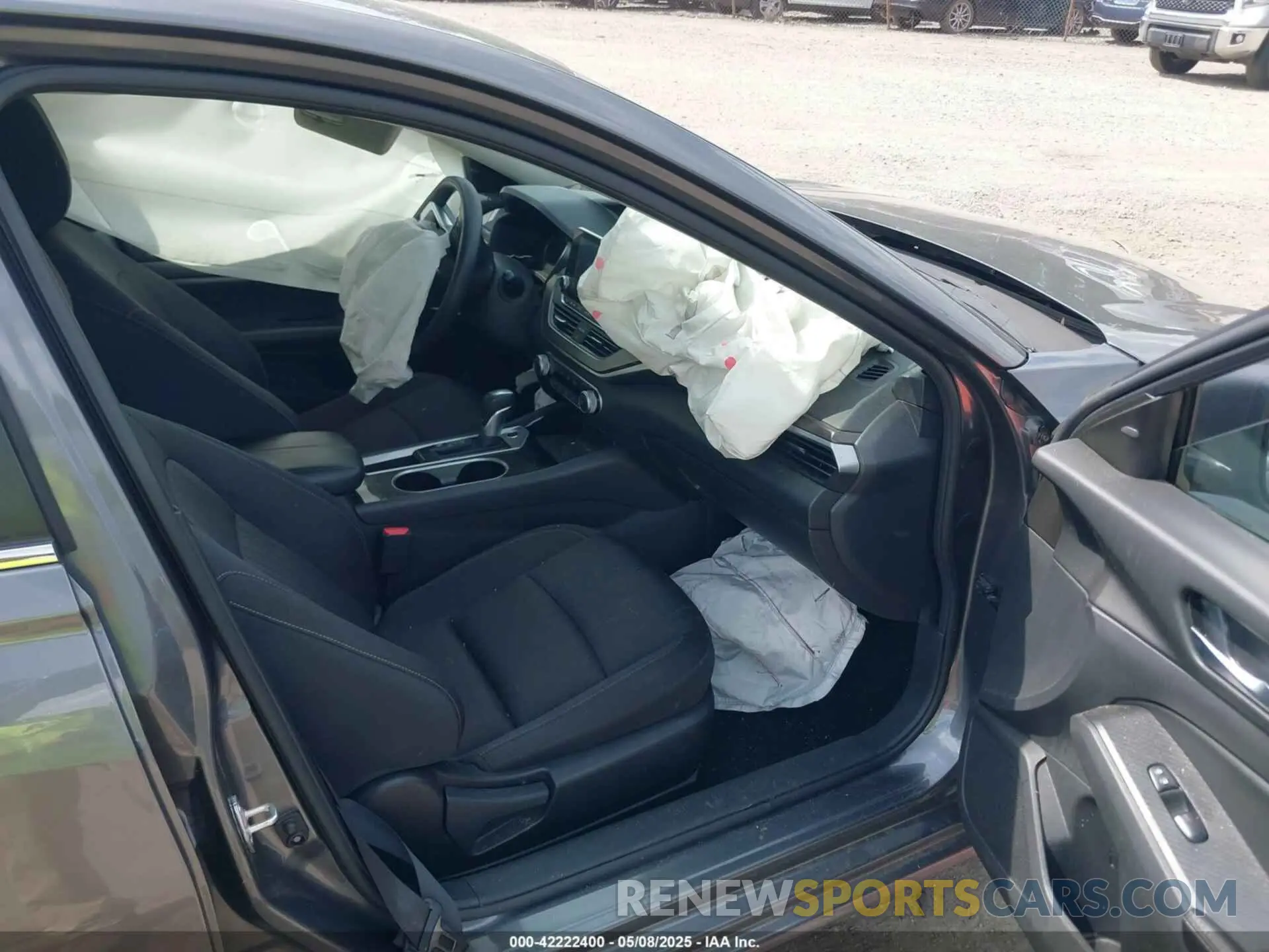 5 Photograph of a damaged car 1N4BL4DV7RN317423 NISSAN ALTIMA 2024