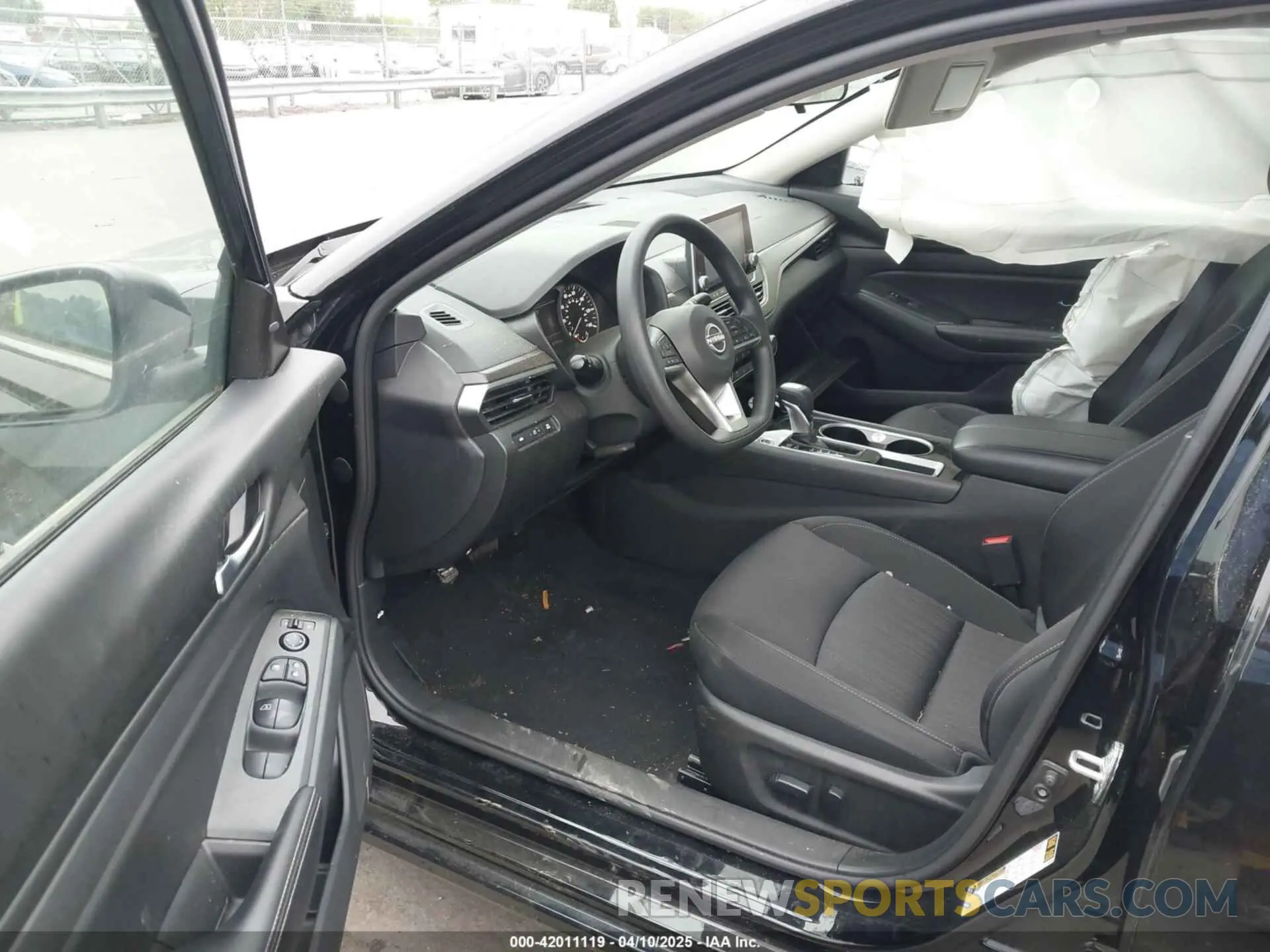 5 Photograph of a damaged car 1N4BL4DV7RN325098 NISSAN ALTIMA 2024