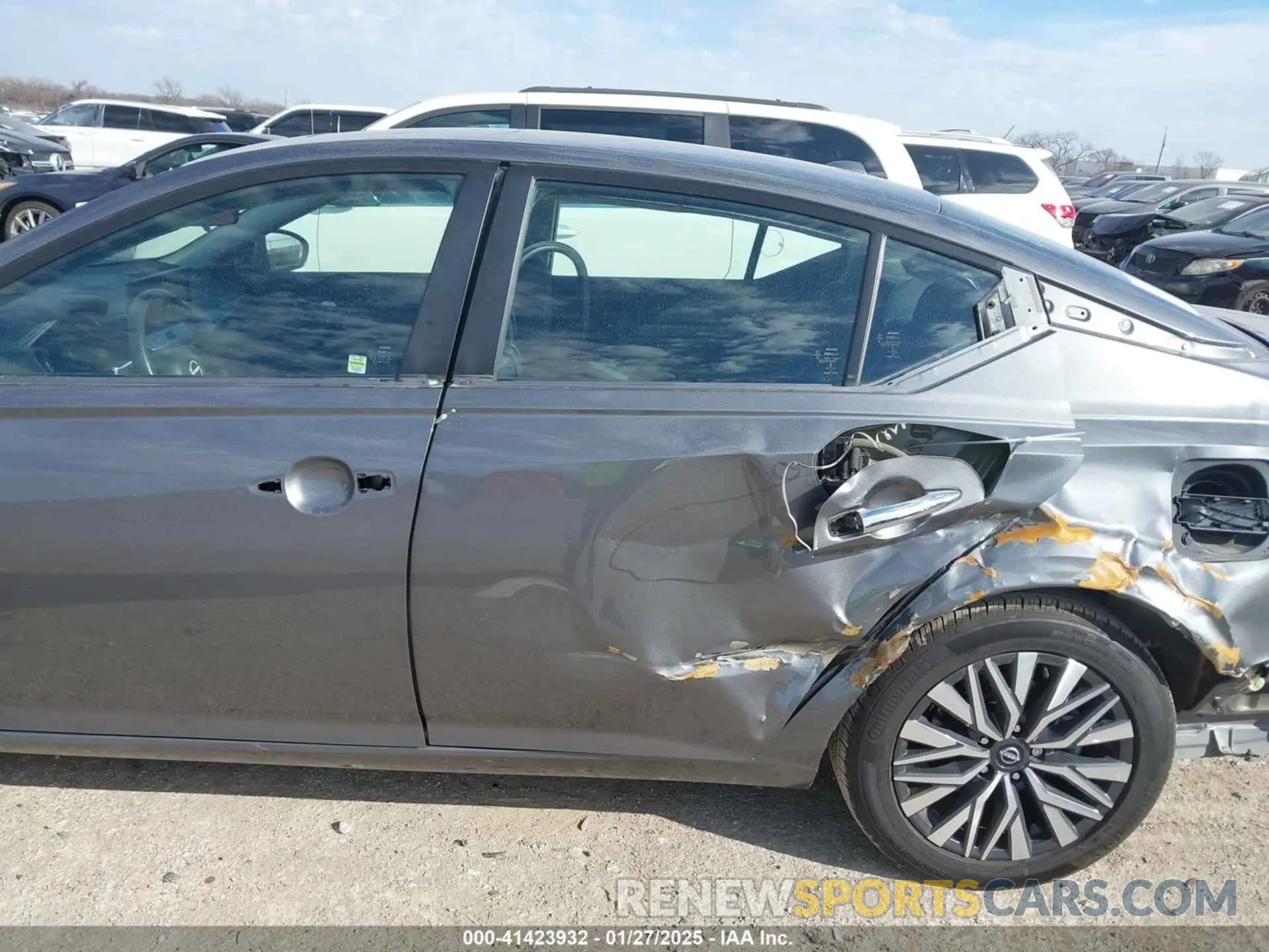 15 Photograph of a damaged car 1N4BL4DV7RN327708 NISSAN ALTIMA 2024