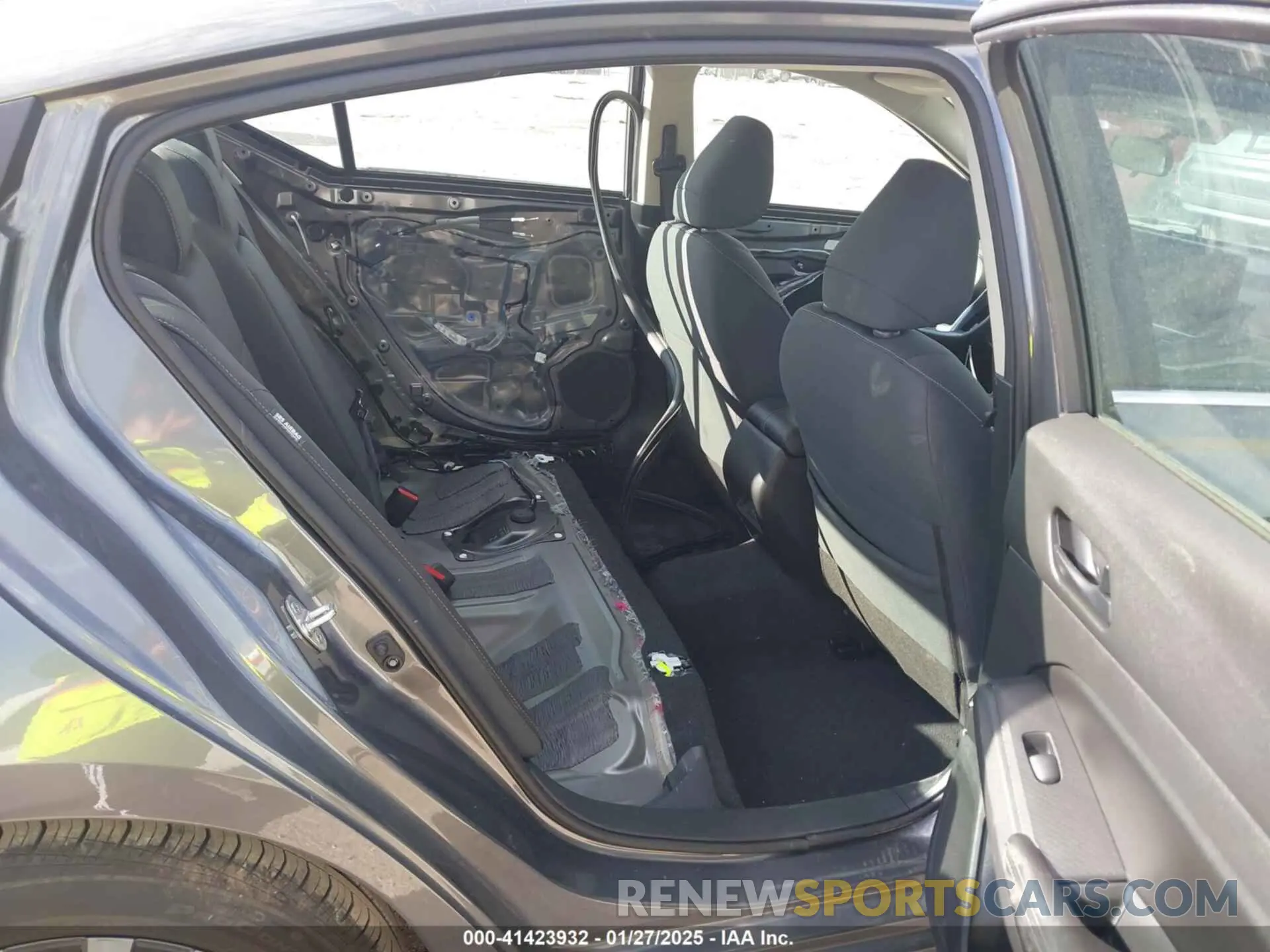 8 Photograph of a damaged car 1N4BL4DV7RN327708 NISSAN ALTIMA 2024