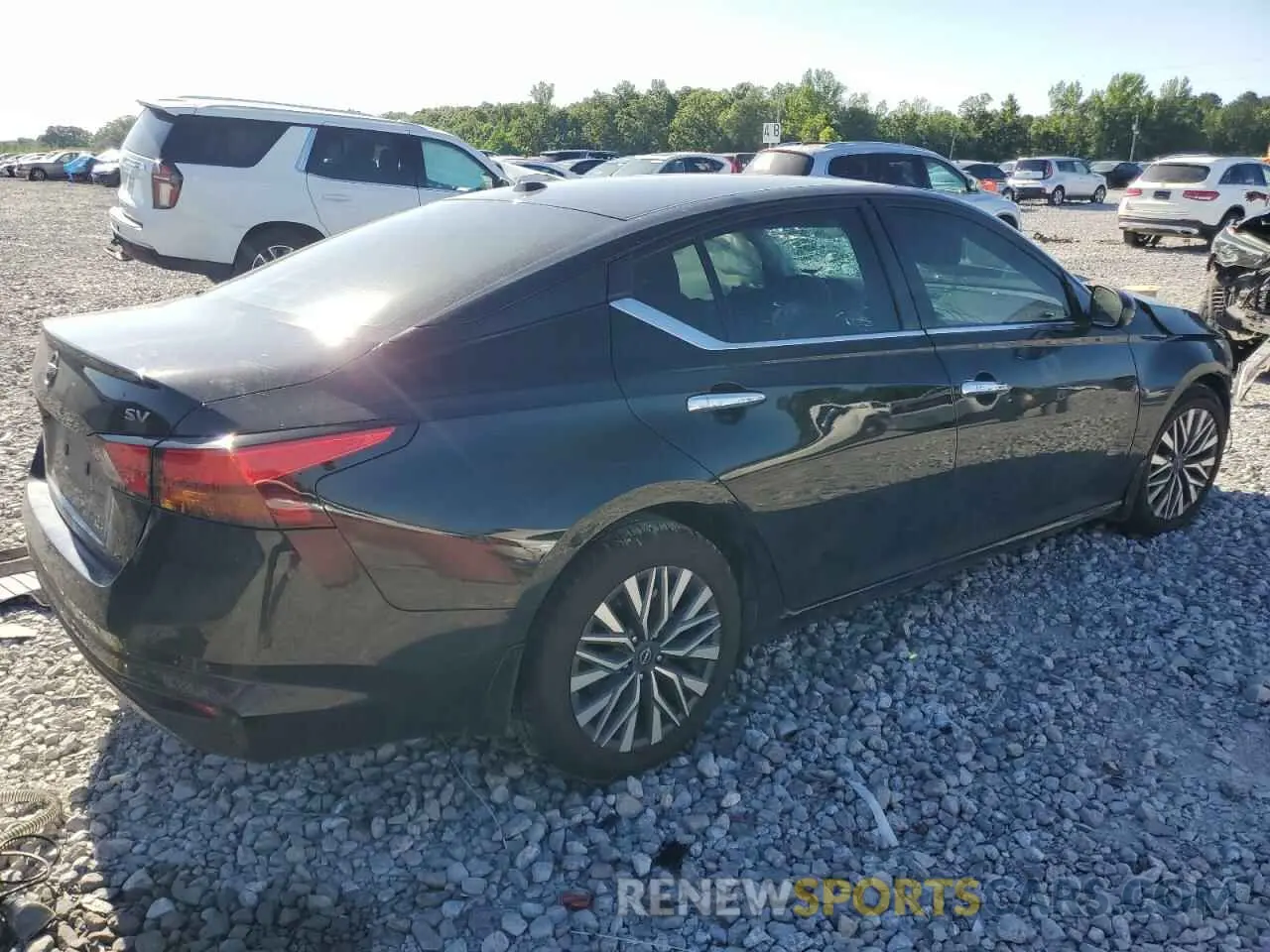 3 Photograph of a damaged car 1N4BL4DV7RN330270 NISSAN ALTIMA 2024