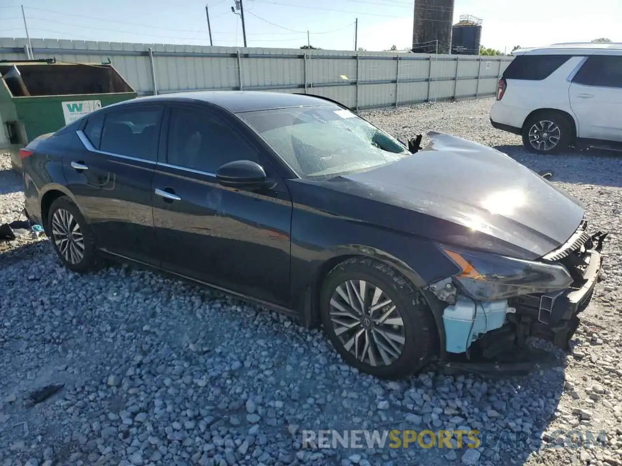 4 Photograph of a damaged car 1N4BL4DV7RN330270 NISSAN ALTIMA 2024