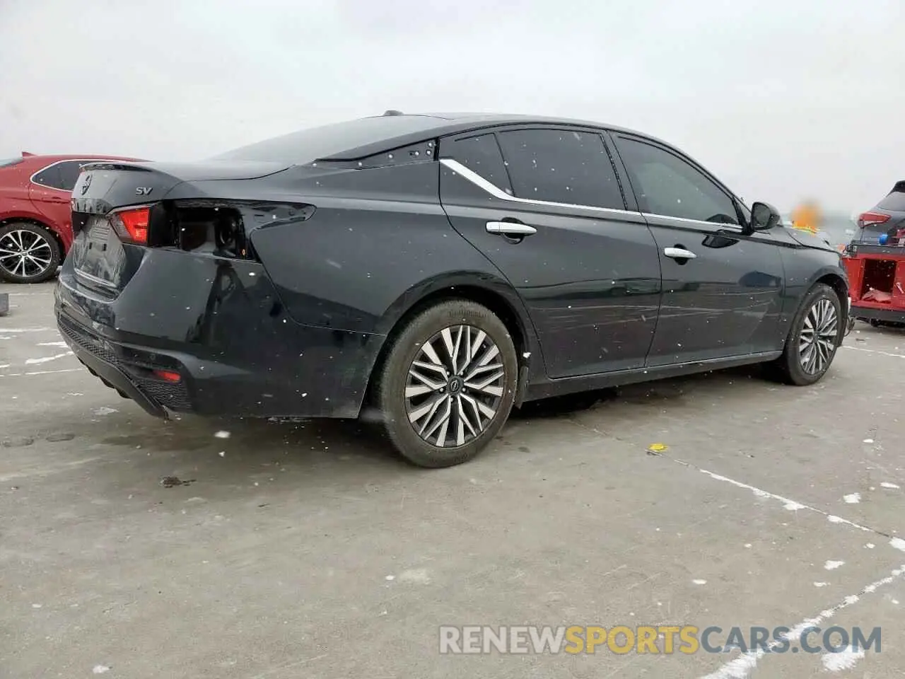 3 Photograph of a damaged car 1N4BL4DV7RN335226 NISSAN ALTIMA 2024