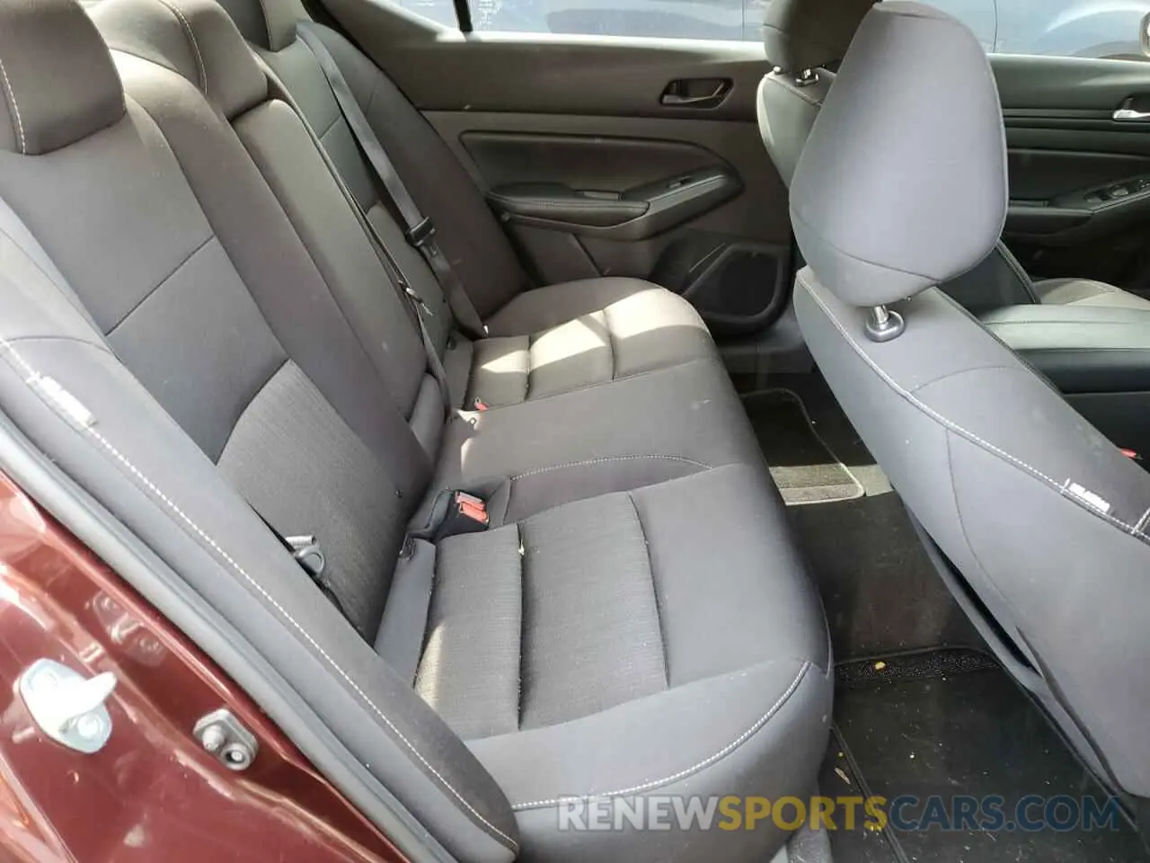 10 Photograph of a damaged car 1N4BL4DV7RN335498 NISSAN ALTIMA 2024