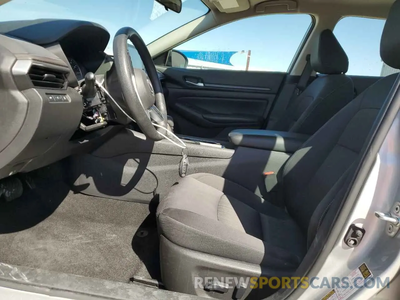 7 Photograph of a damaged car 1N4BL4DV7RN338983 NISSAN ALTIMA 2024