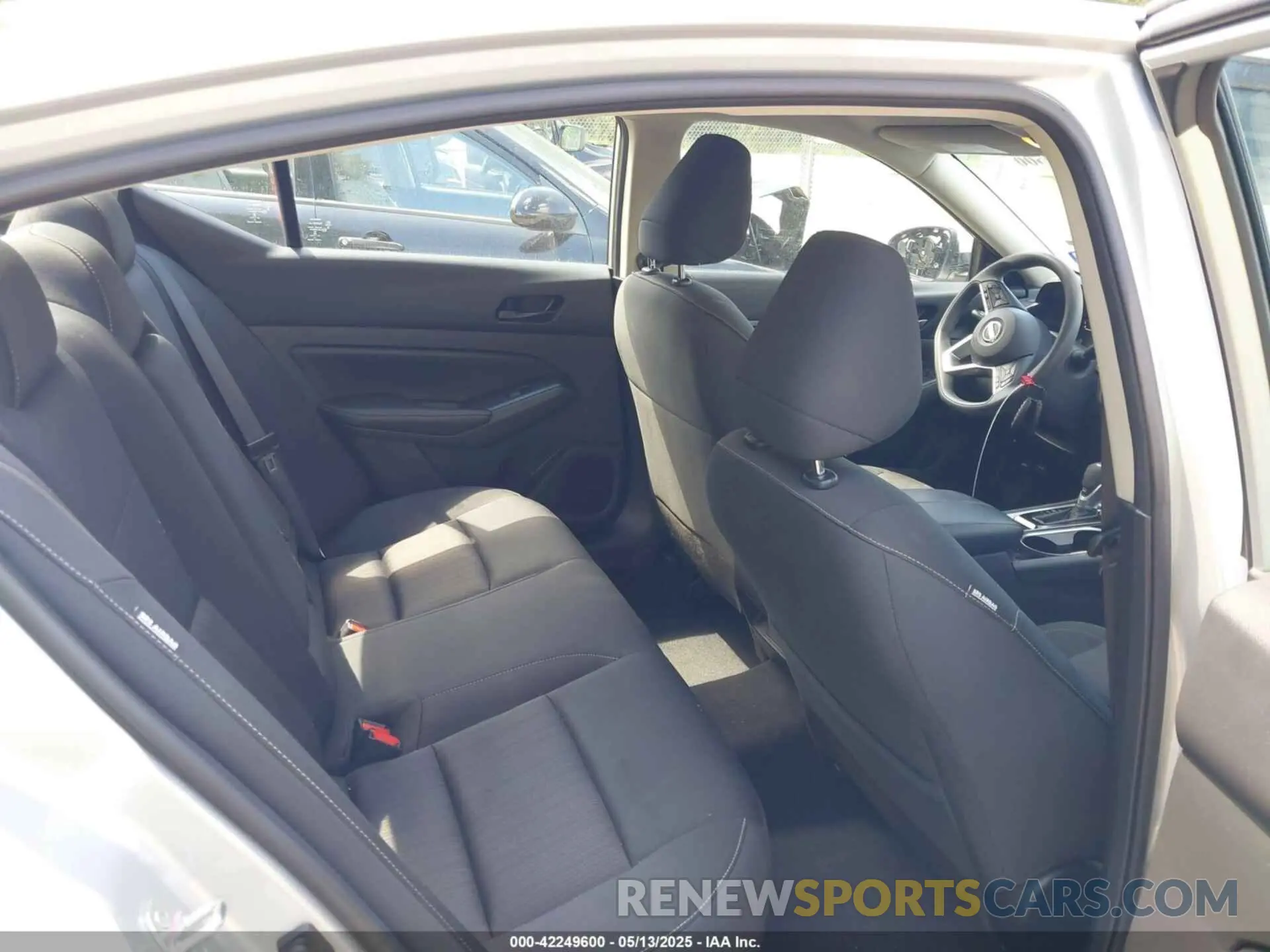 8 Photograph of a damaged car 1N4BL4DV7RN339728 NISSAN ALTIMA 2024