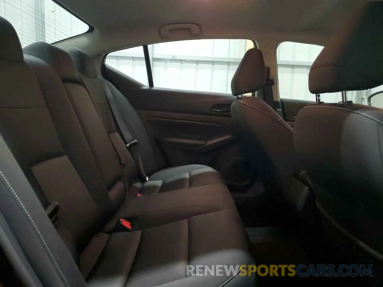 10 Photograph of a damaged car 1N4BL4DV7RN343410 NISSAN ALTIMA 2024