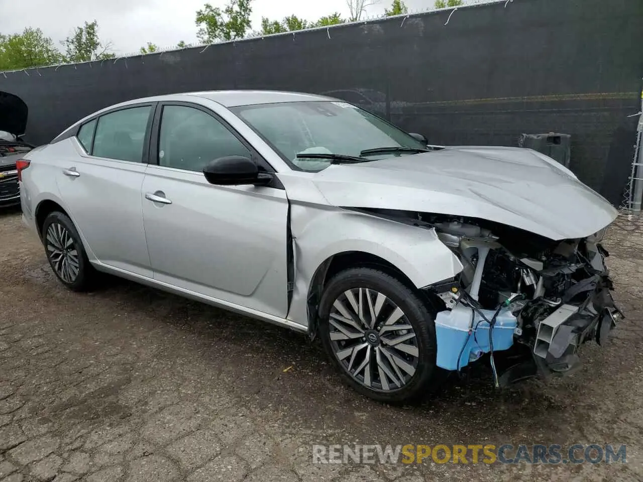 4 Photograph of a damaged car 1N4BL4DV7RN377170 NISSAN ALTIMA 2024