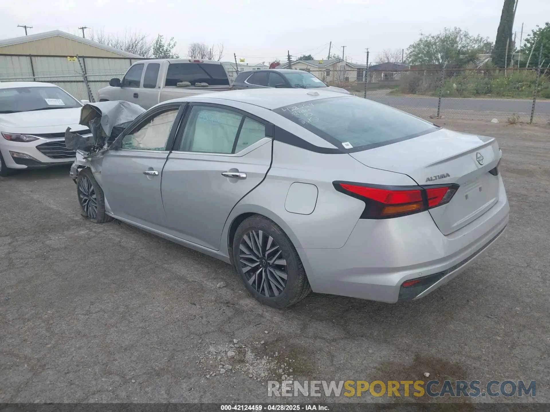 3 Photograph of a damaged car 1N4BL4DV7RN378187 NISSAN ALTIMA 2024