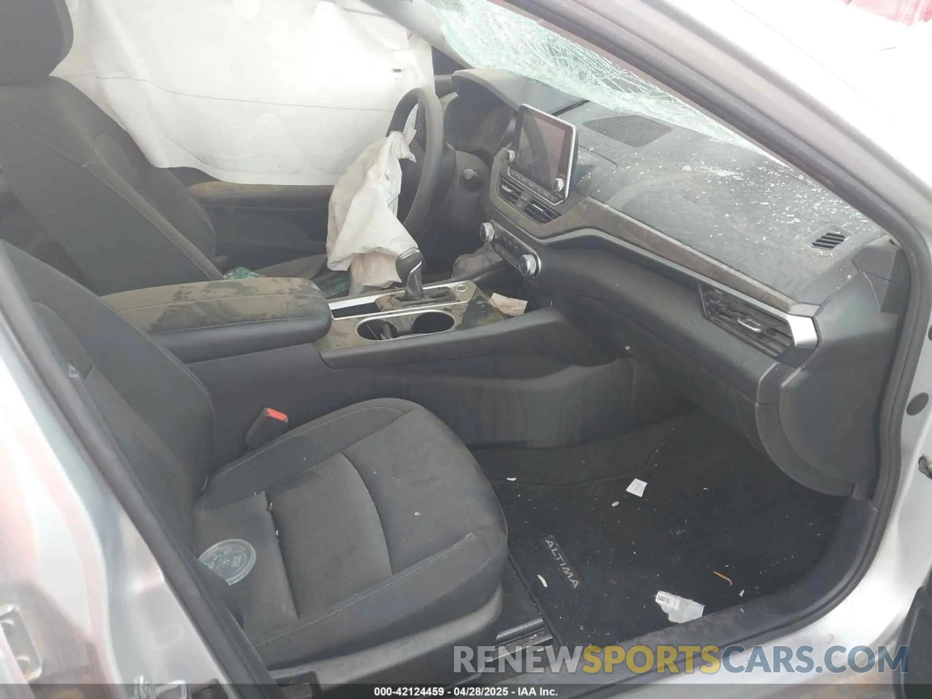 5 Photograph of a damaged car 1N4BL4DV7RN378187 NISSAN ALTIMA 2024