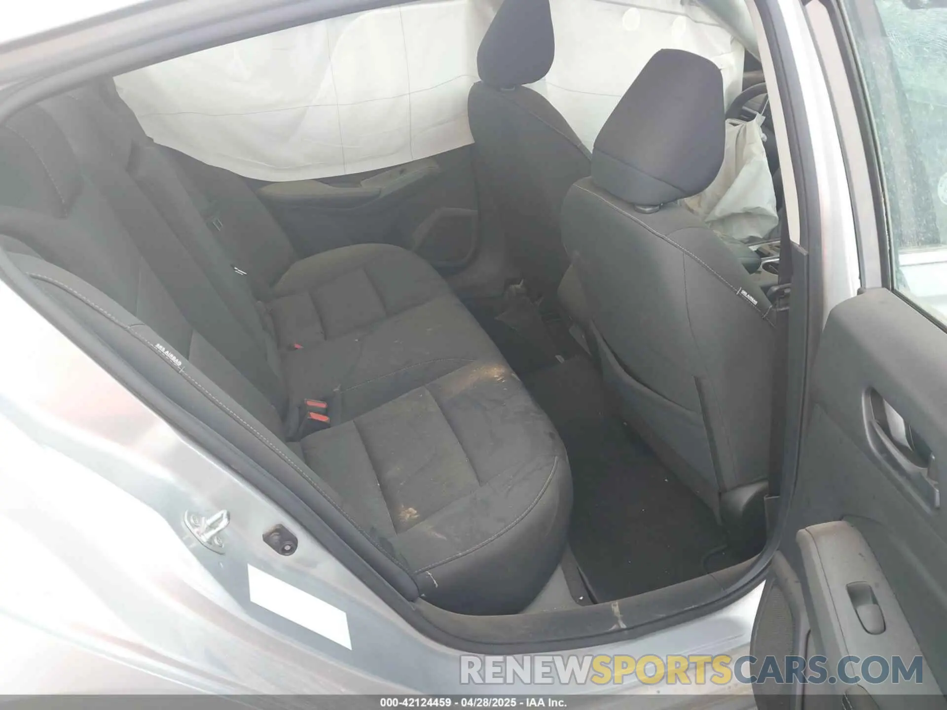 8 Photograph of a damaged car 1N4BL4DV7RN378187 NISSAN ALTIMA 2024