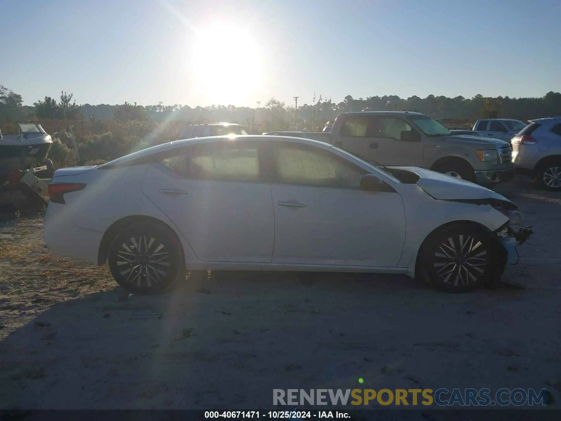 12 Photograph of a damaged car 1N4BL4DV7RN381445 NISSAN ALTIMA 2024