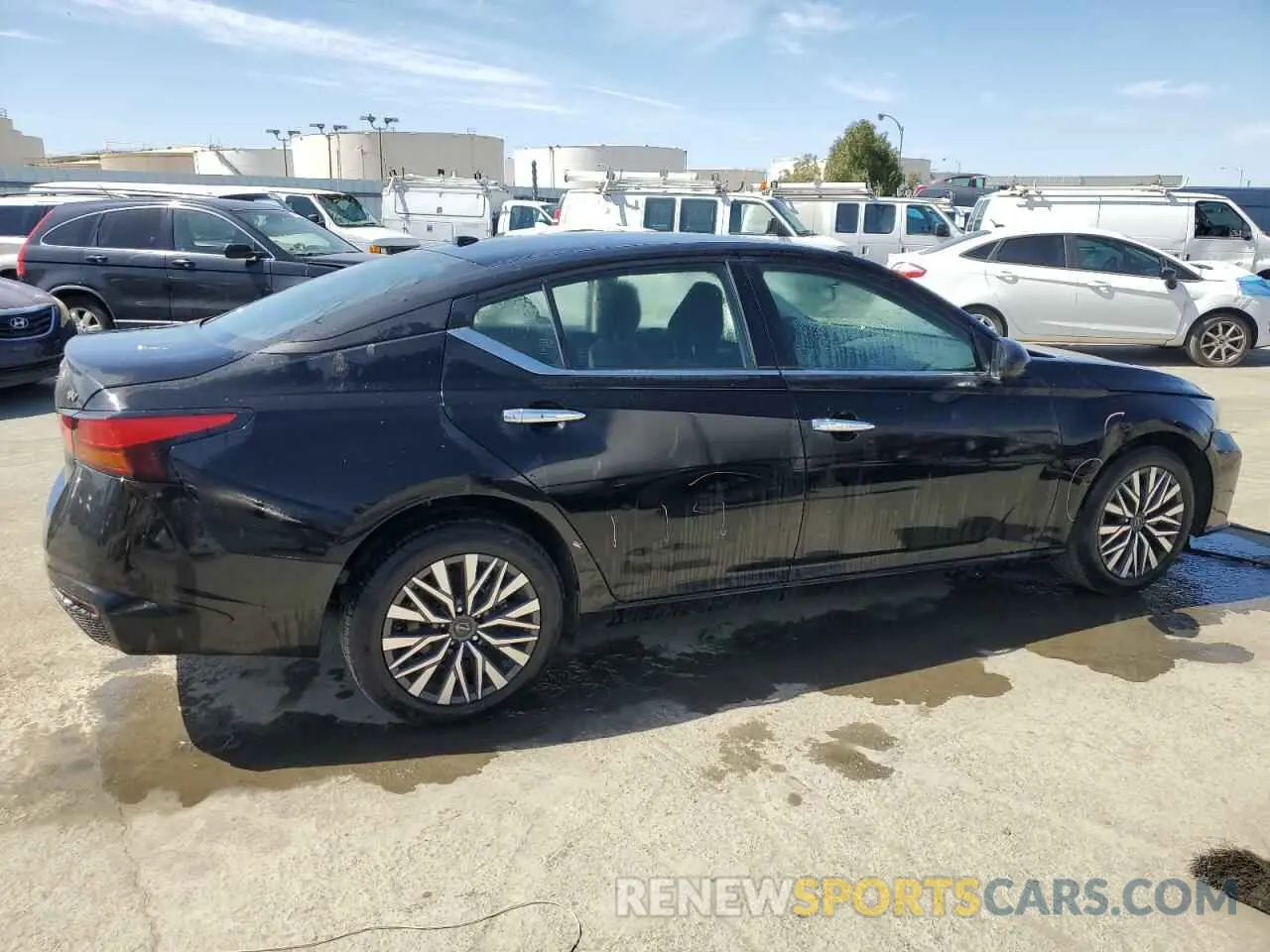 3 Photograph of a damaged car 1N4BL4DV7RN399640 NISSAN ALTIMA 2024