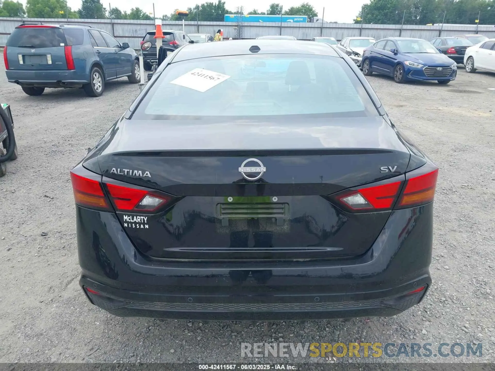 17 Photograph of a damaged car 1N4BL4DV7RN432023 NISSAN ALTIMA 2024