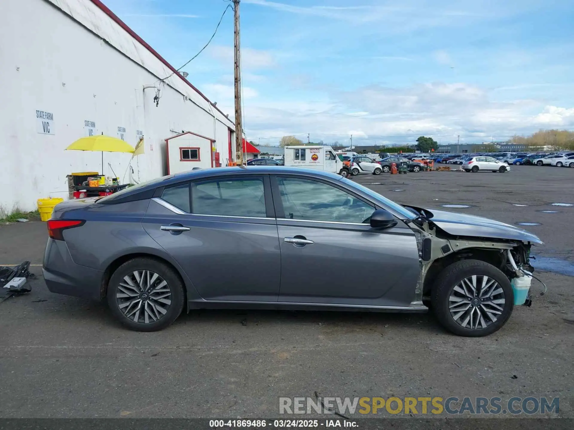 14 Photograph of a damaged car 1N4BL4DV8RN314336 NISSAN ALTIMA 2024