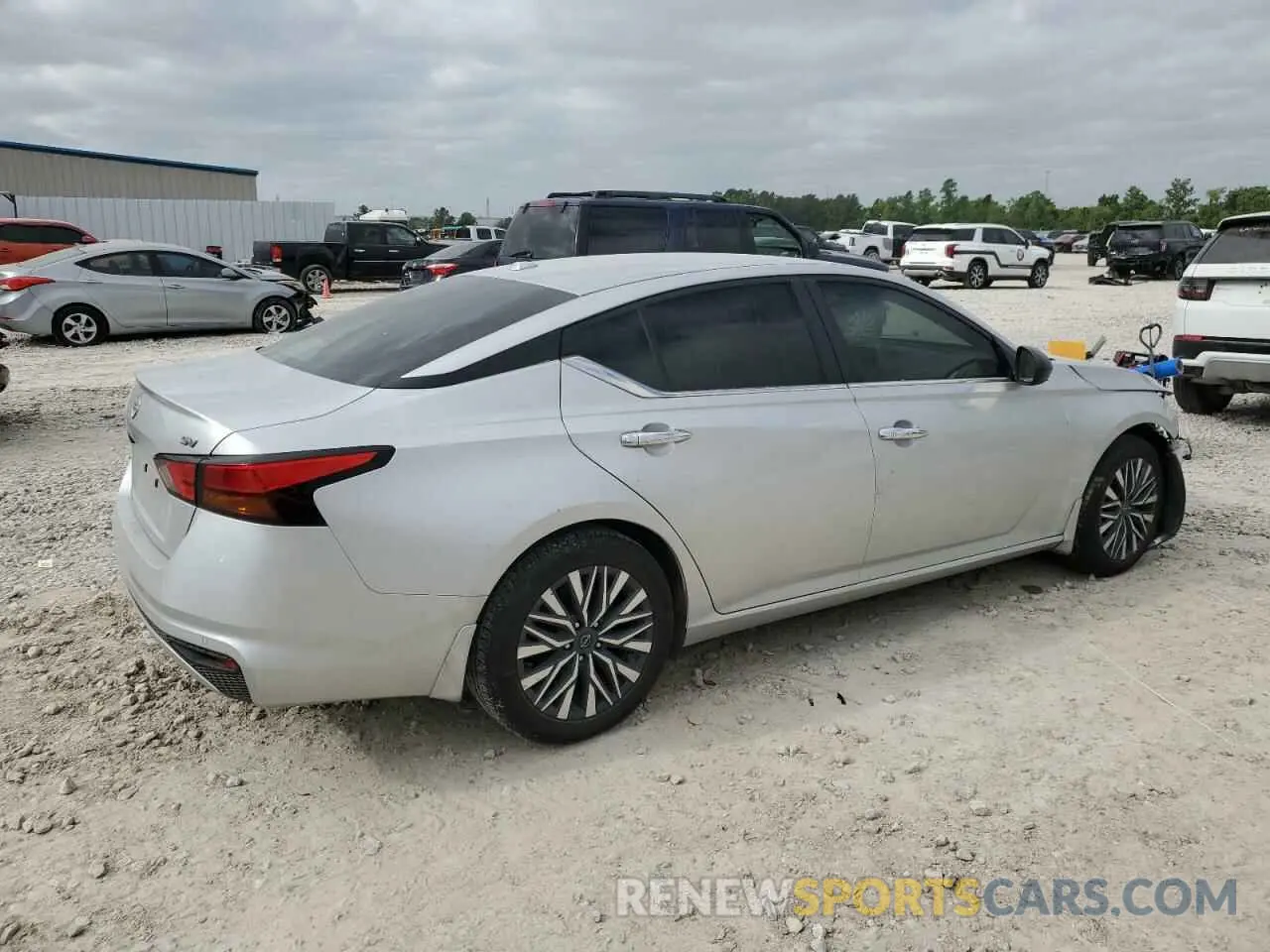 3 Photograph of a damaged car 1N4BL4DV8RN315888 NISSAN ALTIMA 2024