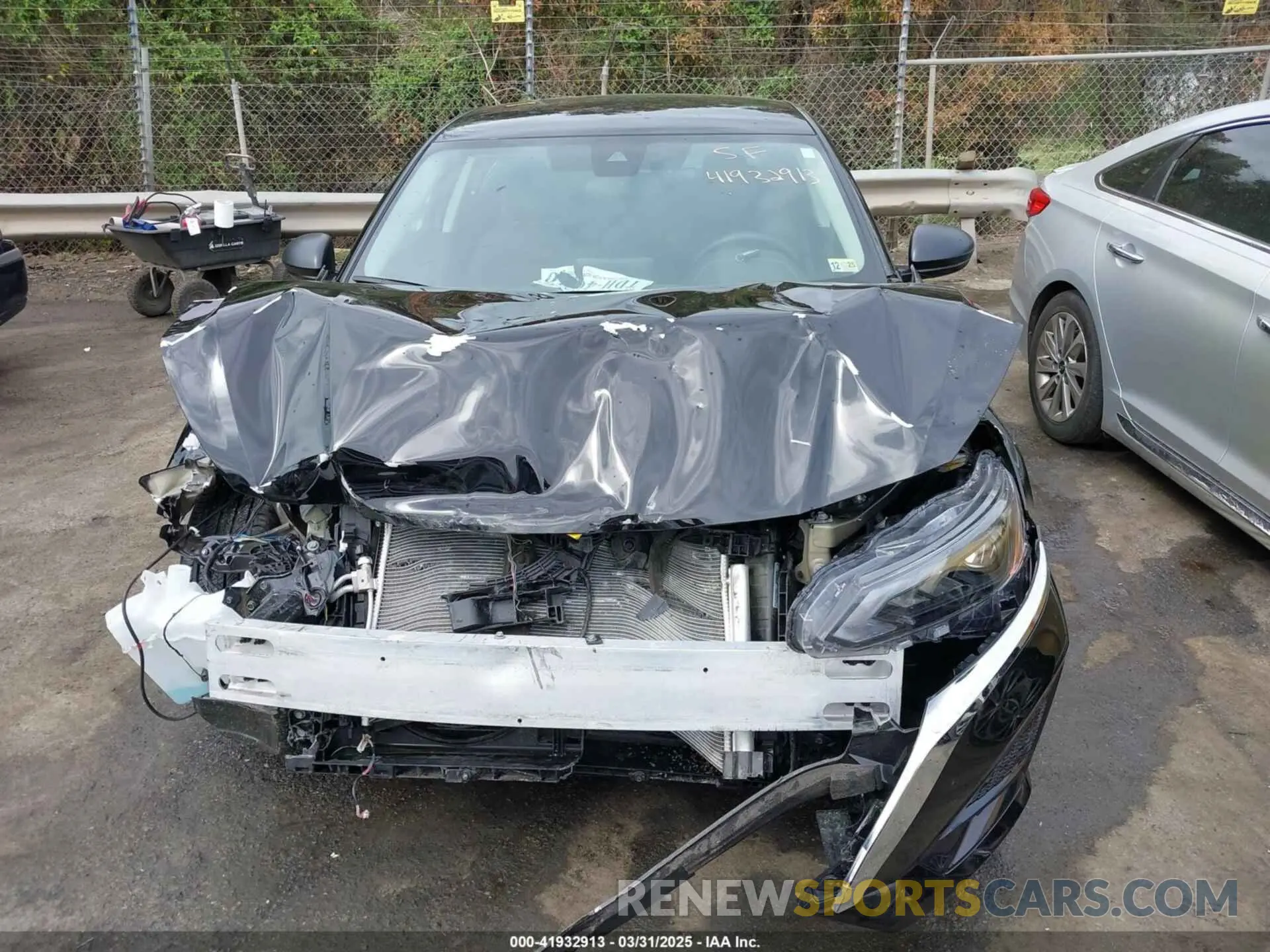12 Photograph of a damaged car 1N4BL4DV8RN320055 NISSAN ALTIMA 2024