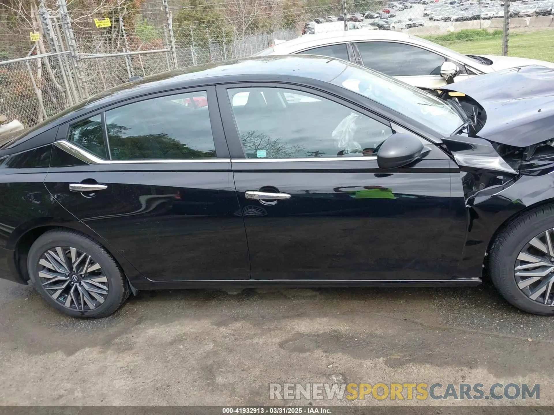 13 Photograph of a damaged car 1N4BL4DV8RN320055 NISSAN ALTIMA 2024