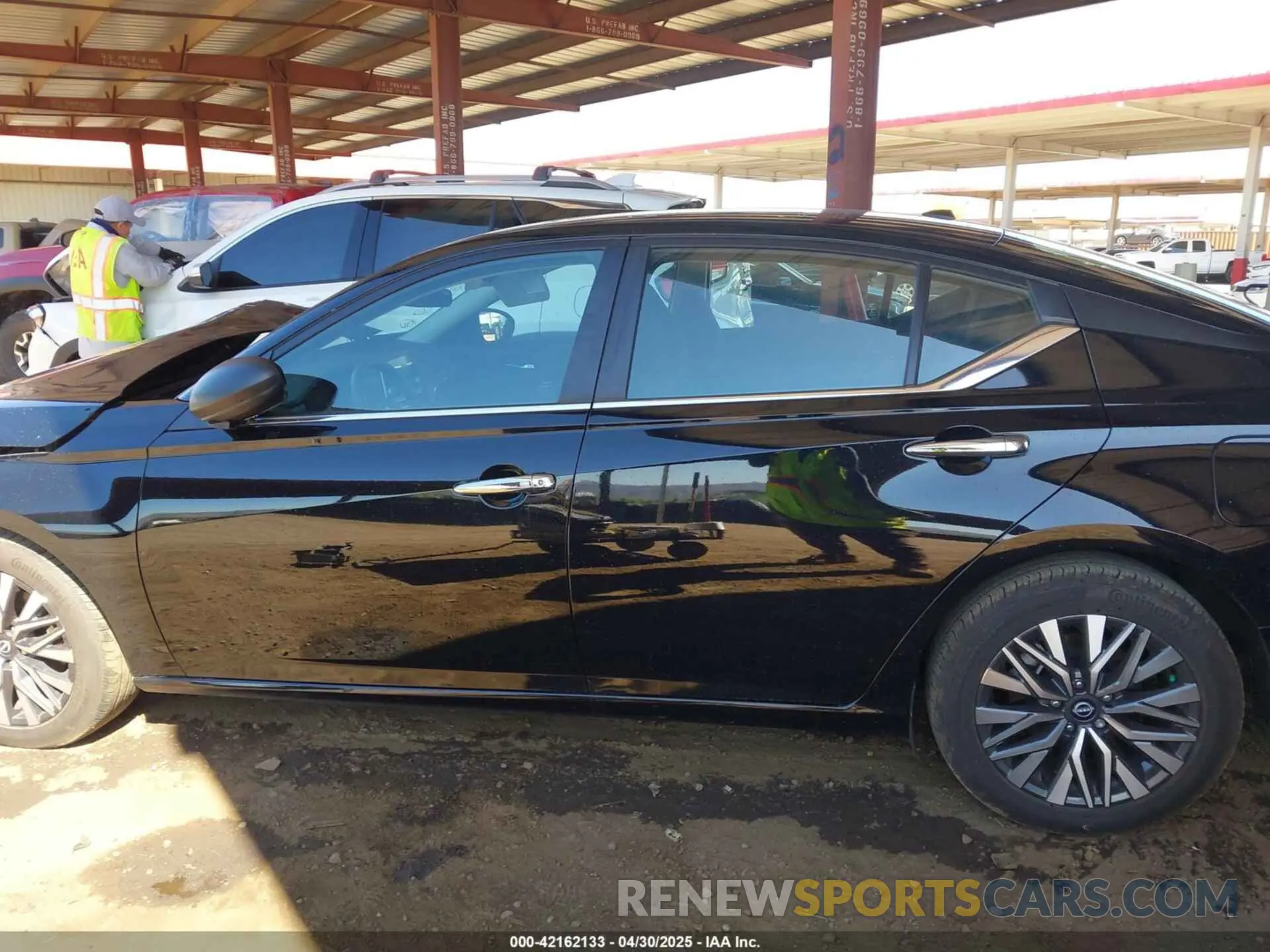 15 Photograph of a damaged car 1N4BL4DV8RN326146 NISSAN ALTIMA 2024