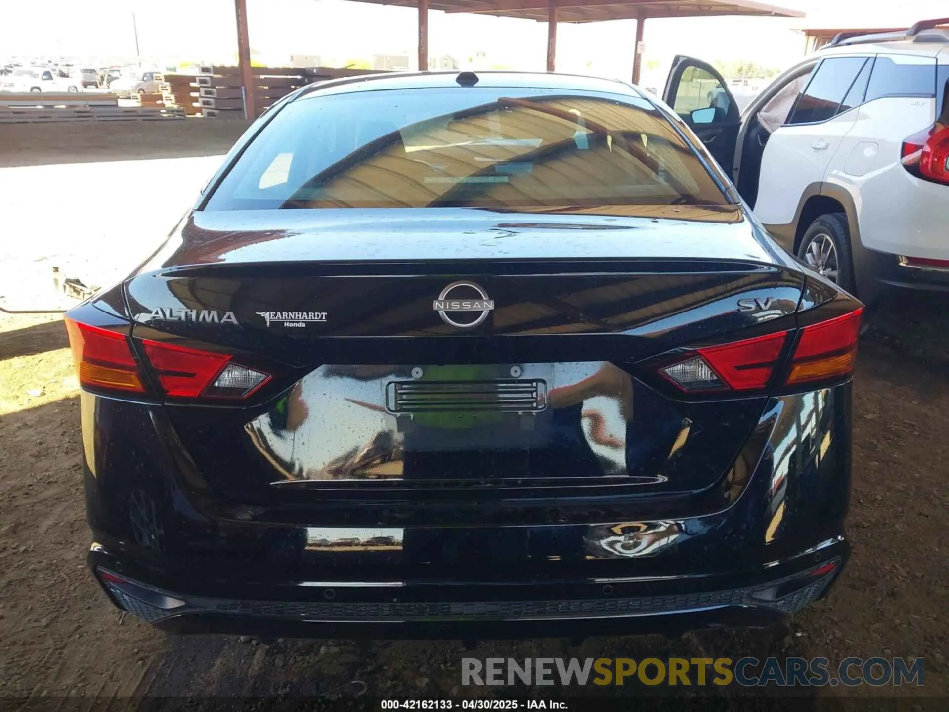 17 Photograph of a damaged car 1N4BL4DV8RN326146 NISSAN ALTIMA 2024