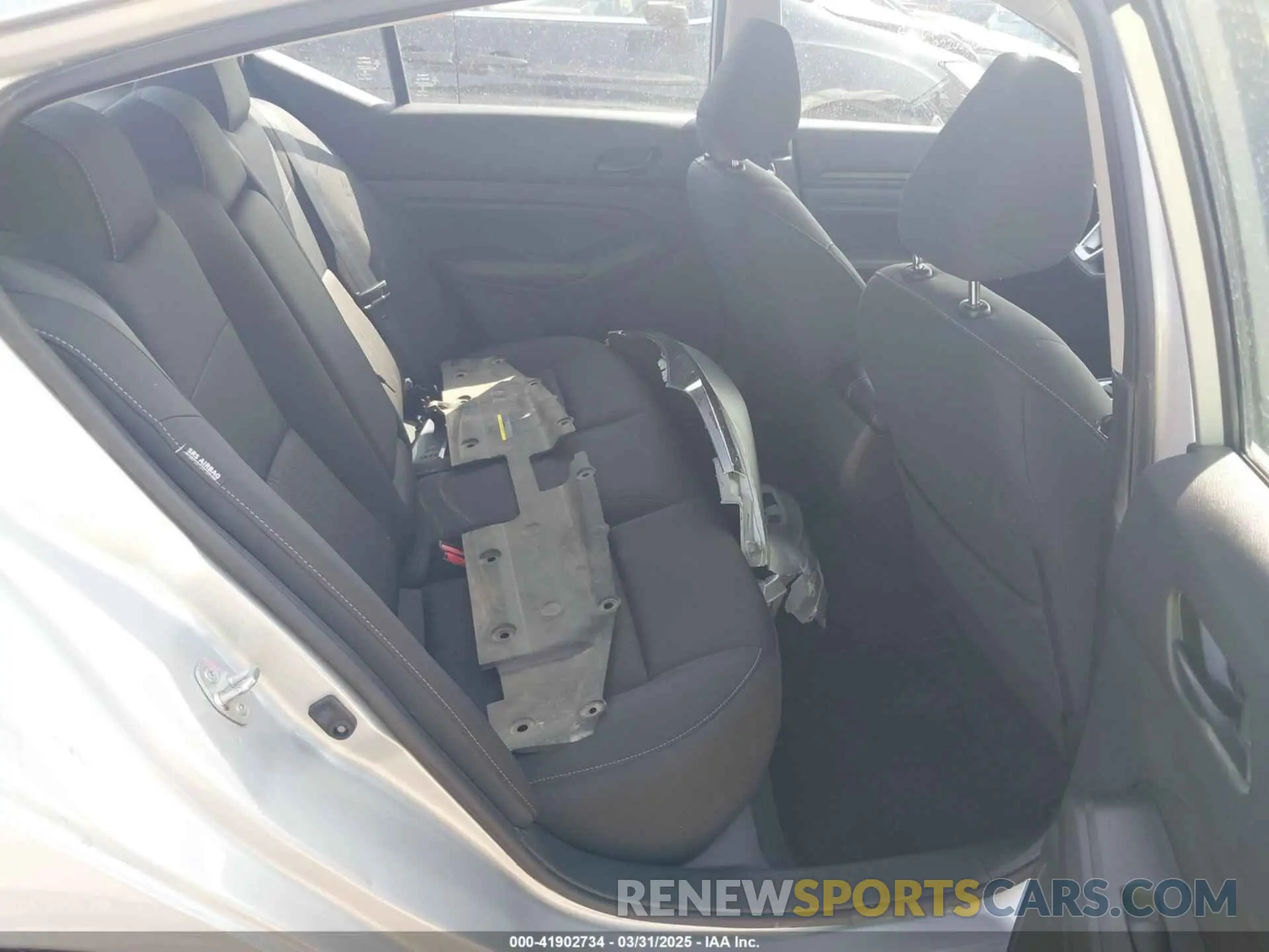 8 Photograph of a damaged car 1N4BL4DV8RN327846 NISSAN ALTIMA 2024