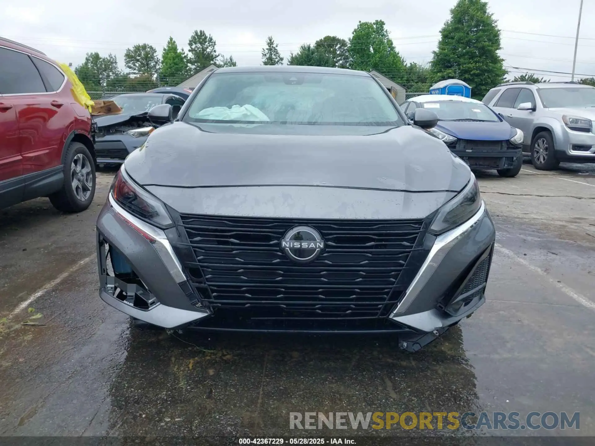 13 Photograph of a damaged car 1N4BL4DV8RN333100 NISSAN ALTIMA 2024