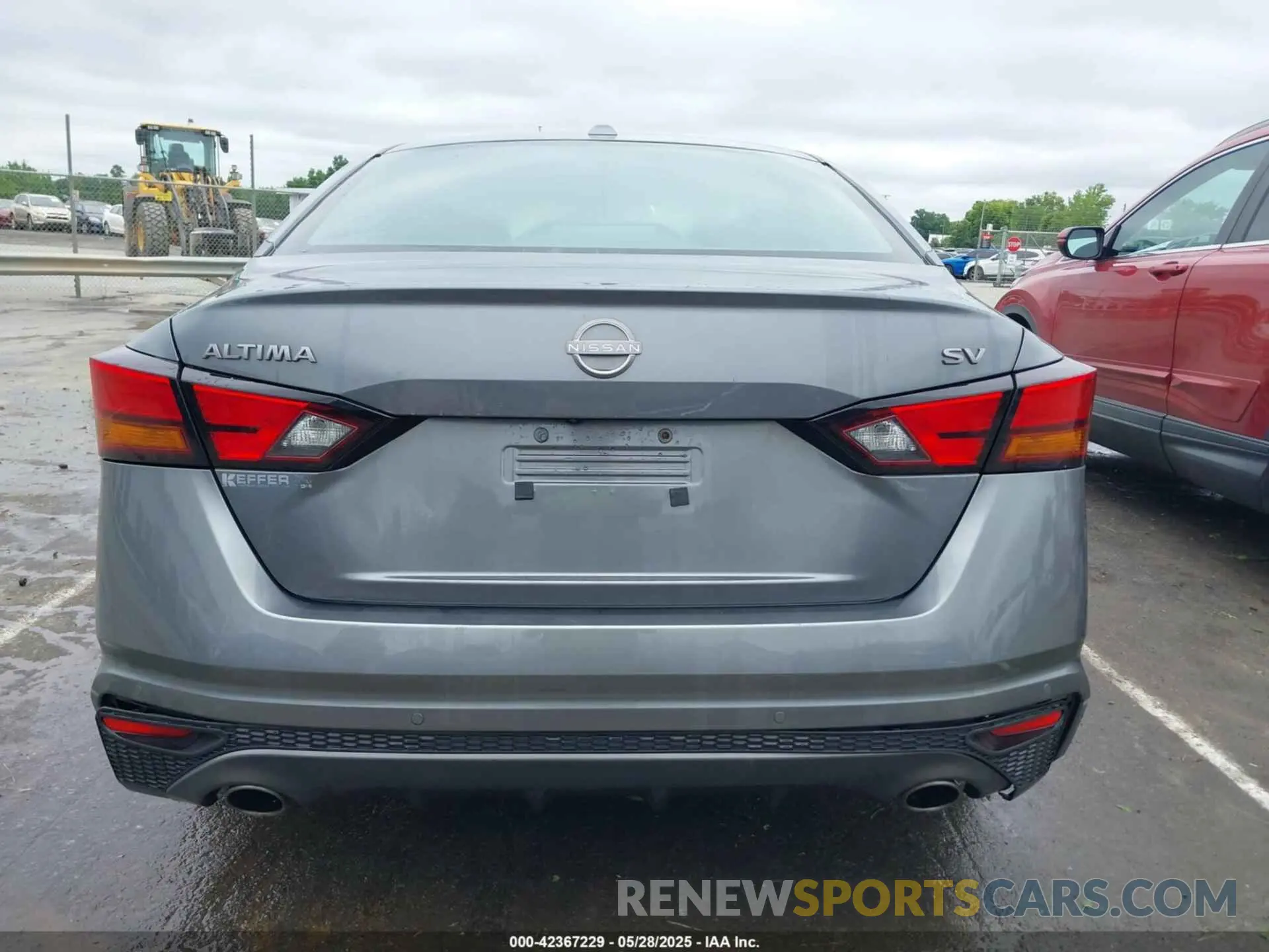 17 Photograph of a damaged car 1N4BL4DV8RN333100 NISSAN ALTIMA 2024