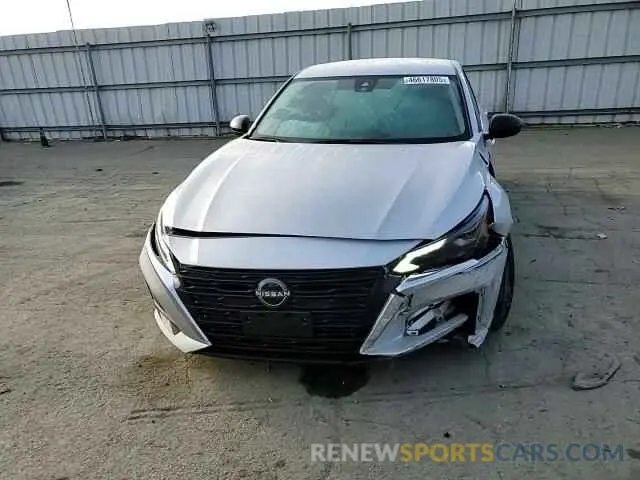 10 Photograph of a damaged car 1N4BL4DV8RN341424 NISSAN ALTIMA 2024