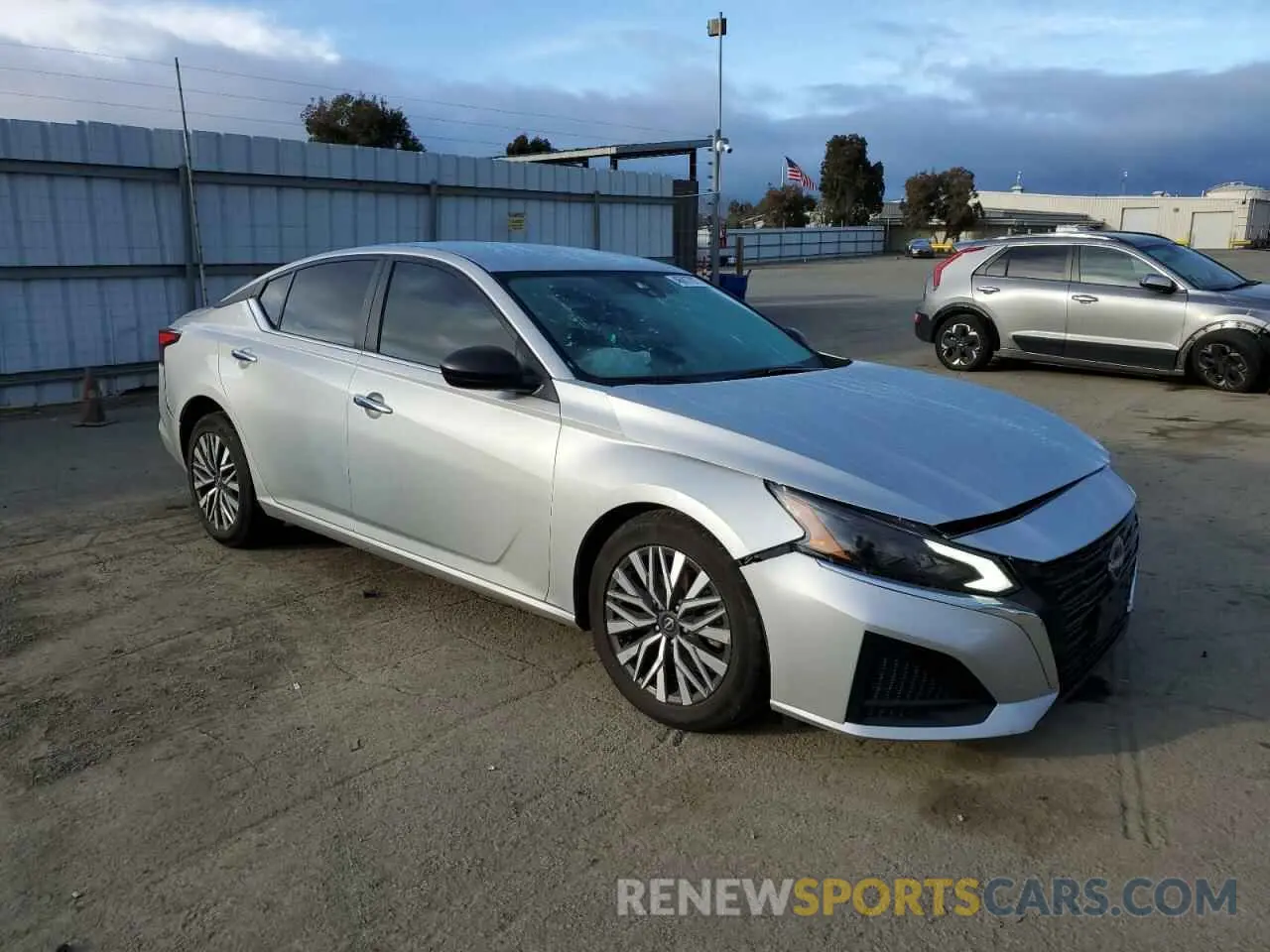 4 Photograph of a damaged car 1N4BL4DV8RN341424 NISSAN ALTIMA 2024