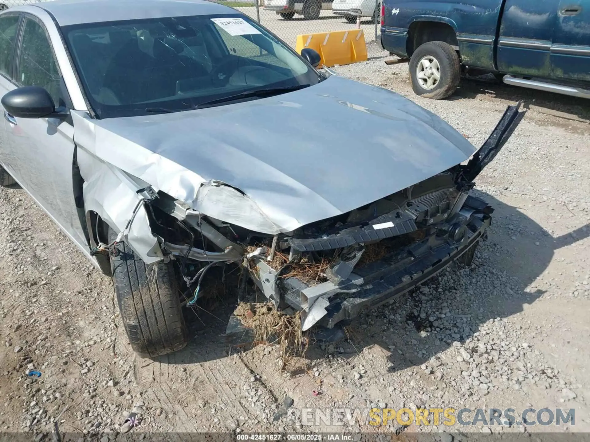 6 Photograph of a damaged car 1N4BL4DV8RN362953 NISSAN ALTIMA 2024