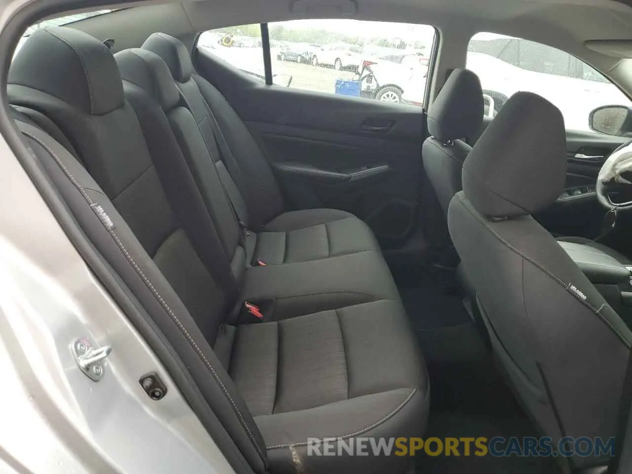 10 Photograph of a damaged car 1N4BL4DV8RN374665 NISSAN ALTIMA 2024