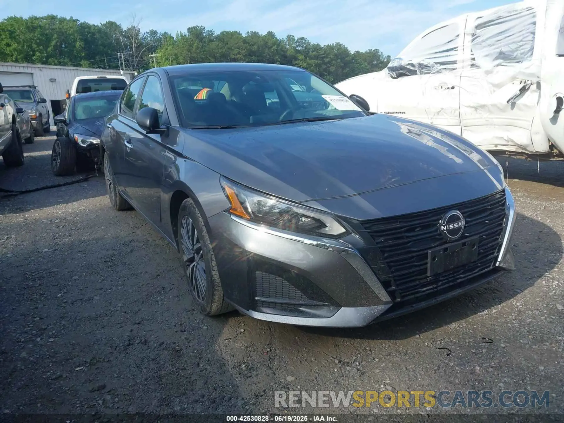1 Photograph of a damaged car 1N4BL4DV8RN381776 NISSAN ALTIMA 2024