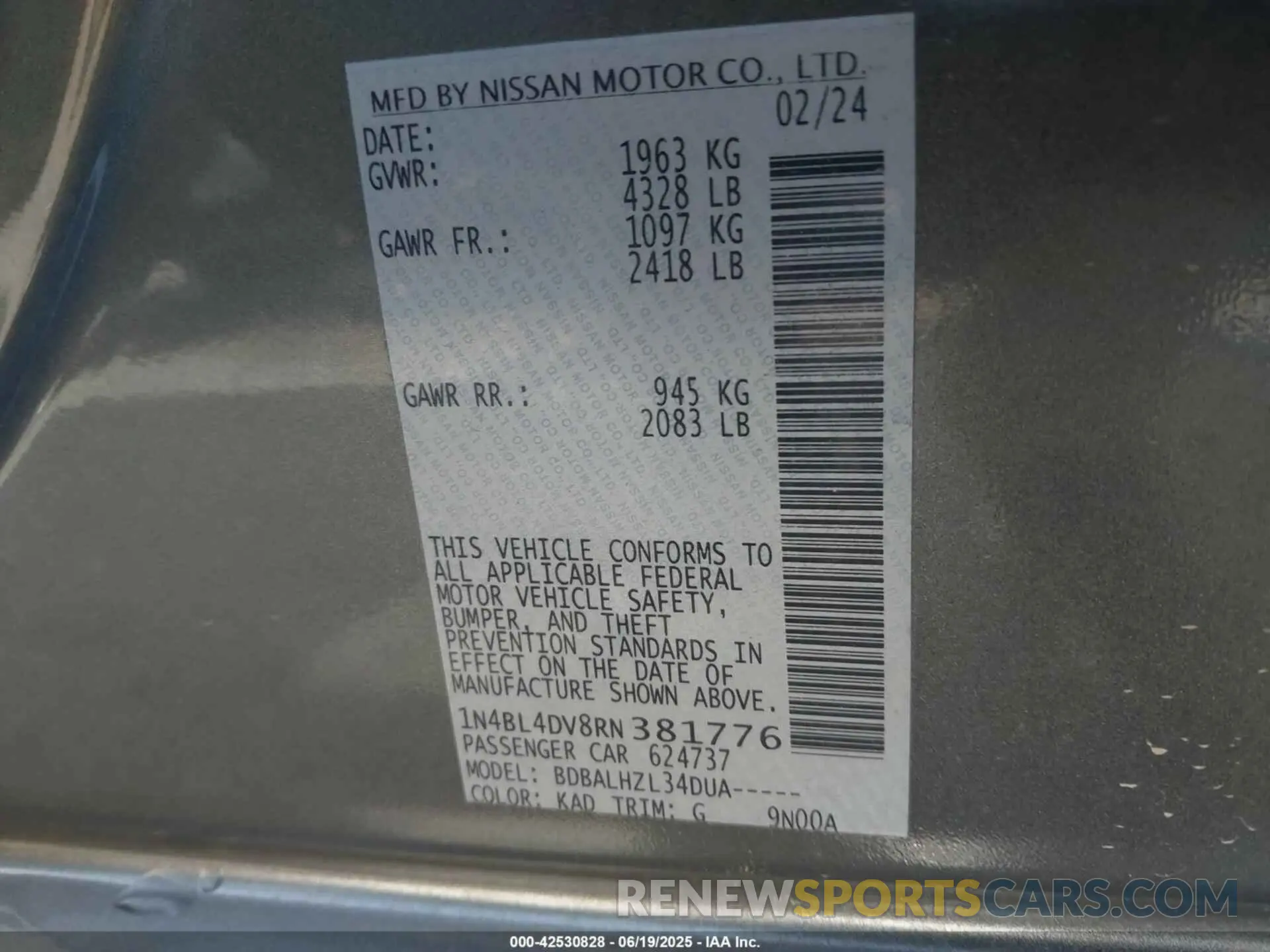 9 Photograph of a damaged car 1N4BL4DV8RN381776 NISSAN ALTIMA 2024