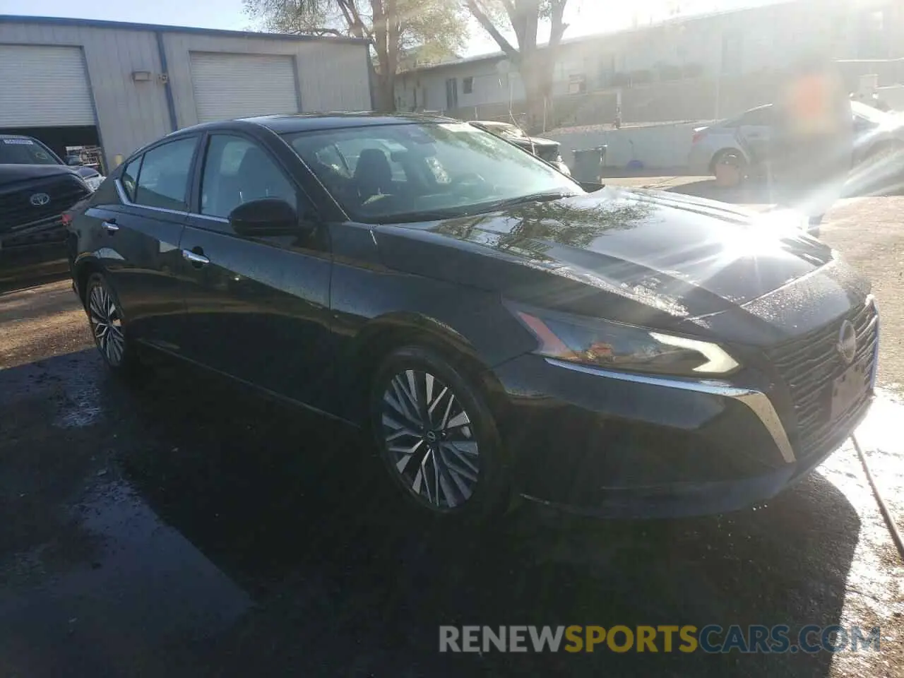 4 Photograph of a damaged car 1N4BL4DV8RN388355 NISSAN ALTIMA 2024
