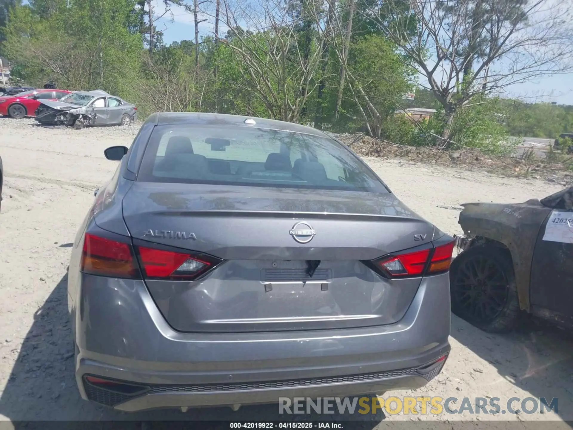 16 Photograph of a damaged car 1N4BL4DV8RN393037 NISSAN ALTIMA 2024