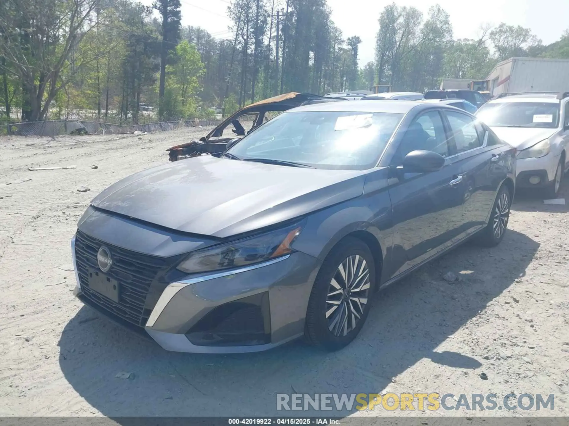 2 Photograph of a damaged car 1N4BL4DV8RN393037 NISSAN ALTIMA 2024