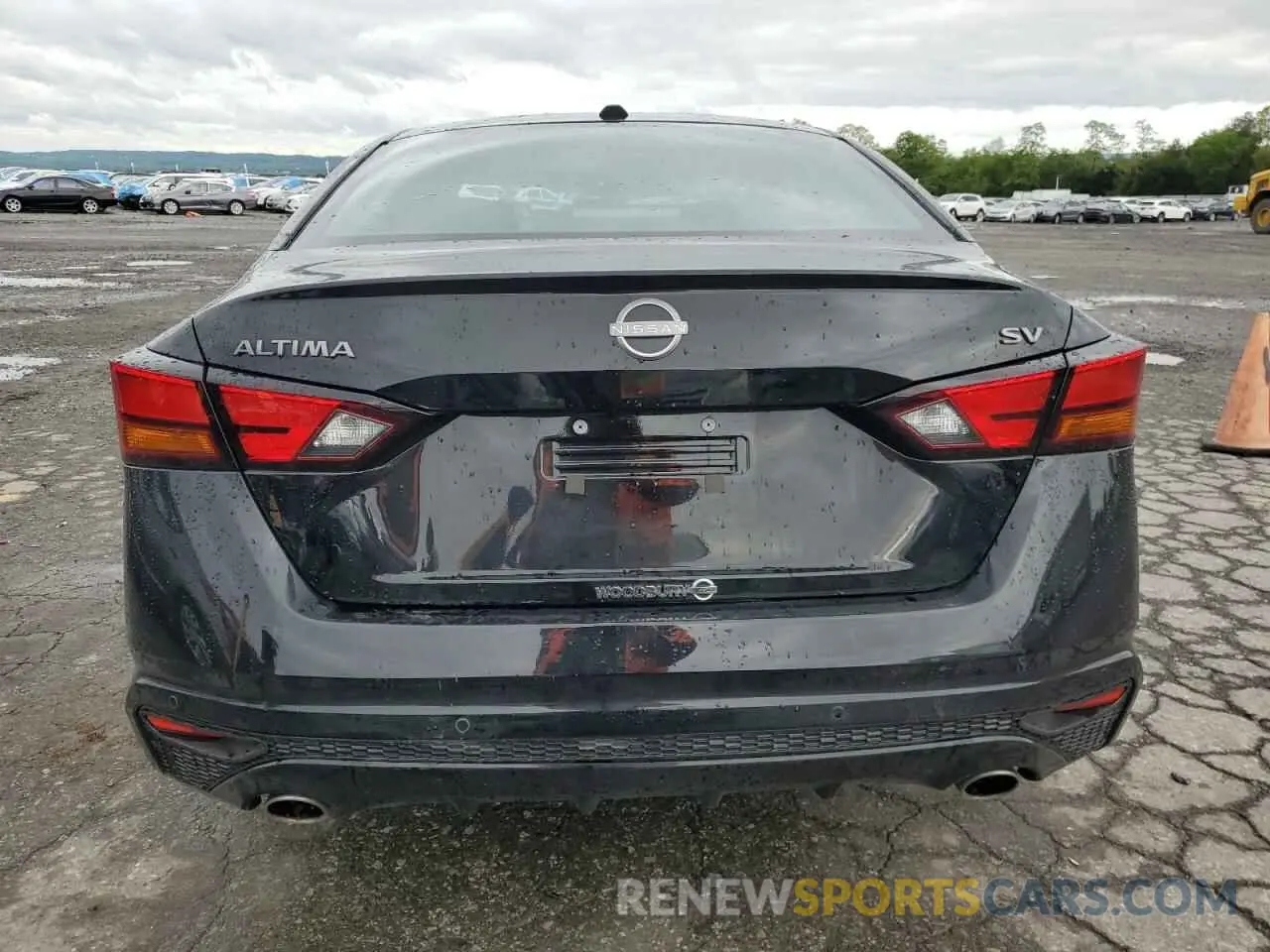 6 Photograph of a damaged car 1N4BL4DV8RN423122 NISSAN ALTIMA 2024