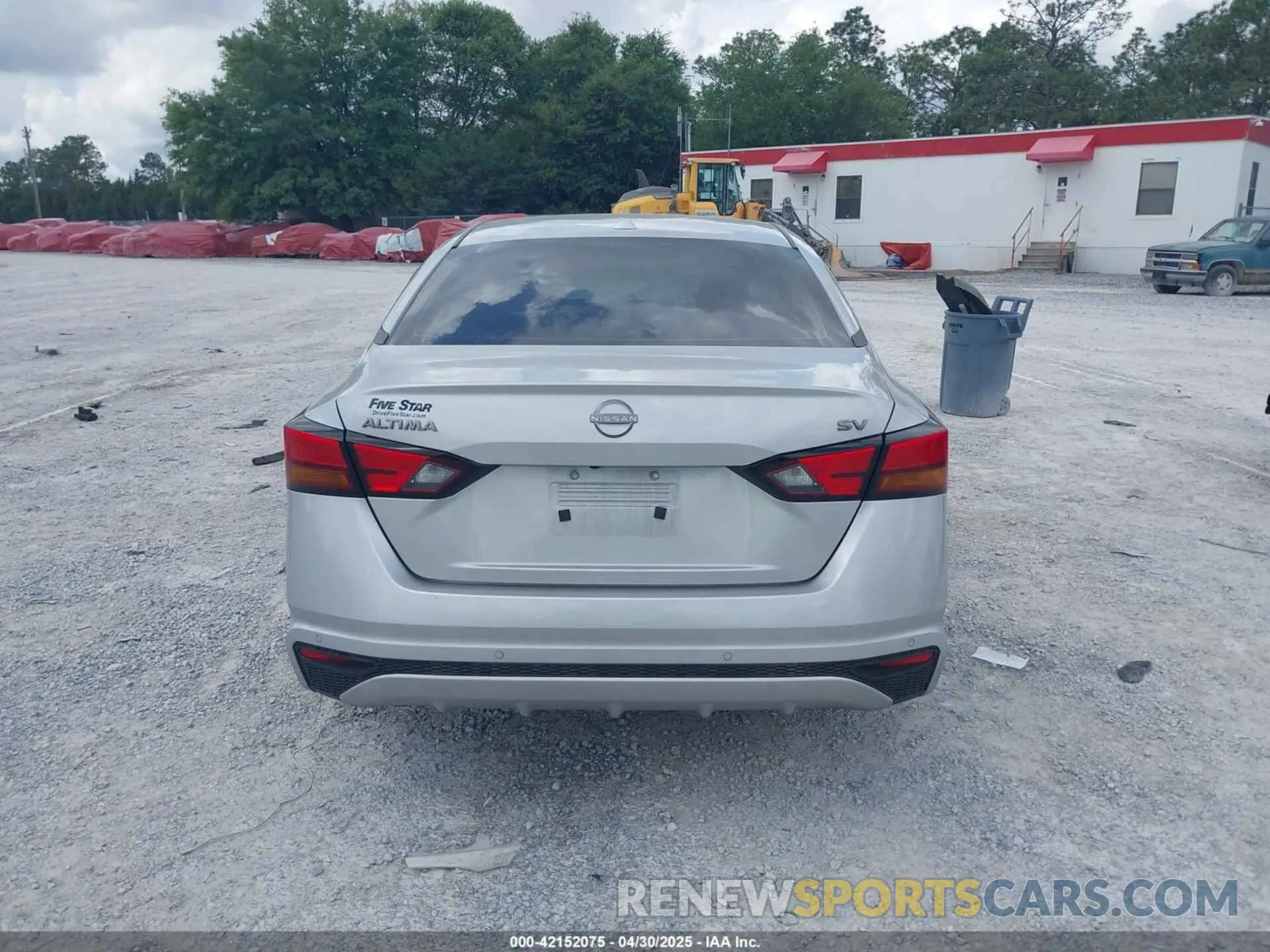 16 Photograph of a damaged car 1N4BL4DV8RN427073 NISSAN ALTIMA 2024
