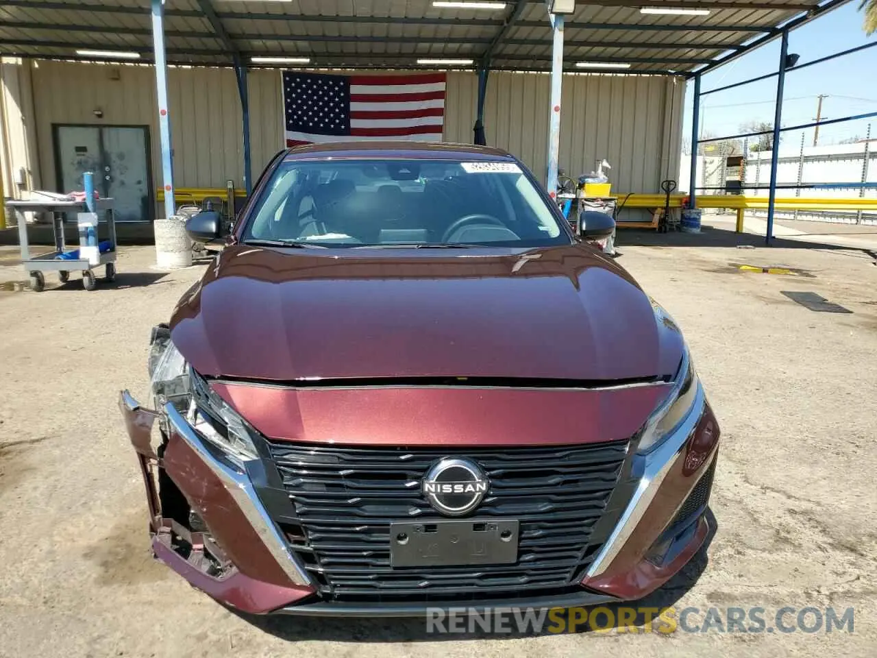 5 Photograph of a damaged car 1N4BL4DV9RN309582 NISSAN ALTIMA 2024