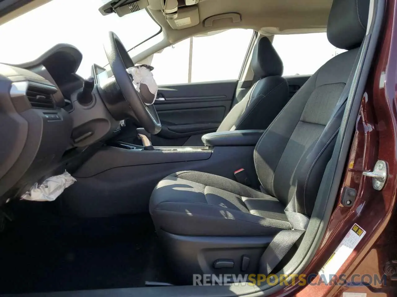 7 Photograph of a damaged car 1N4BL4DV9RN309582 NISSAN ALTIMA 2024