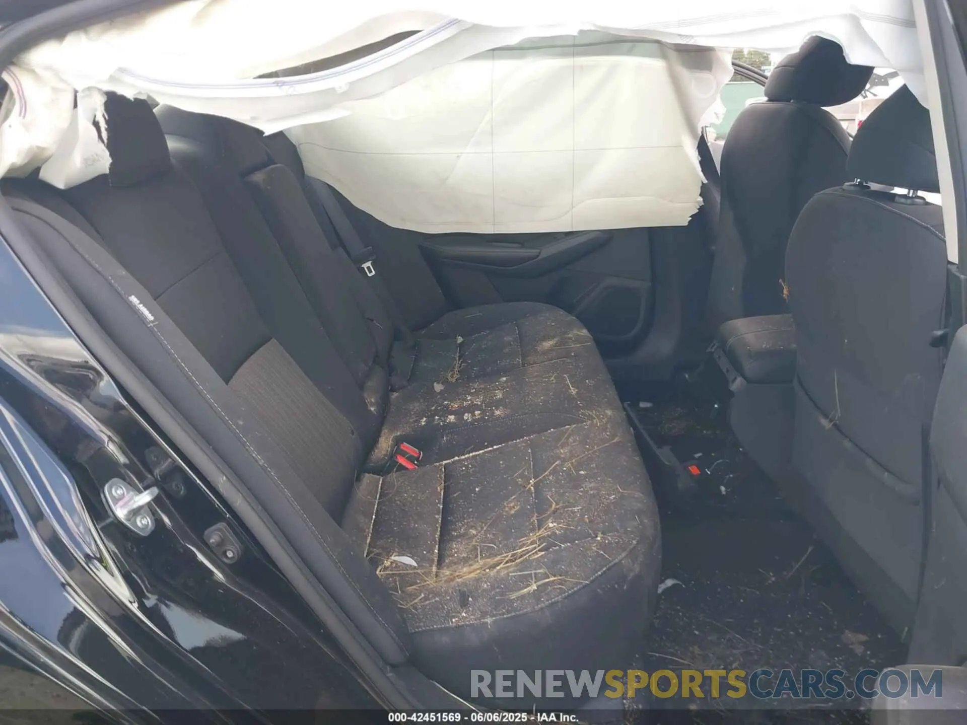 8 Photograph of a damaged car 1N4BL4DV9RN349466 NISSAN ALTIMA 2024