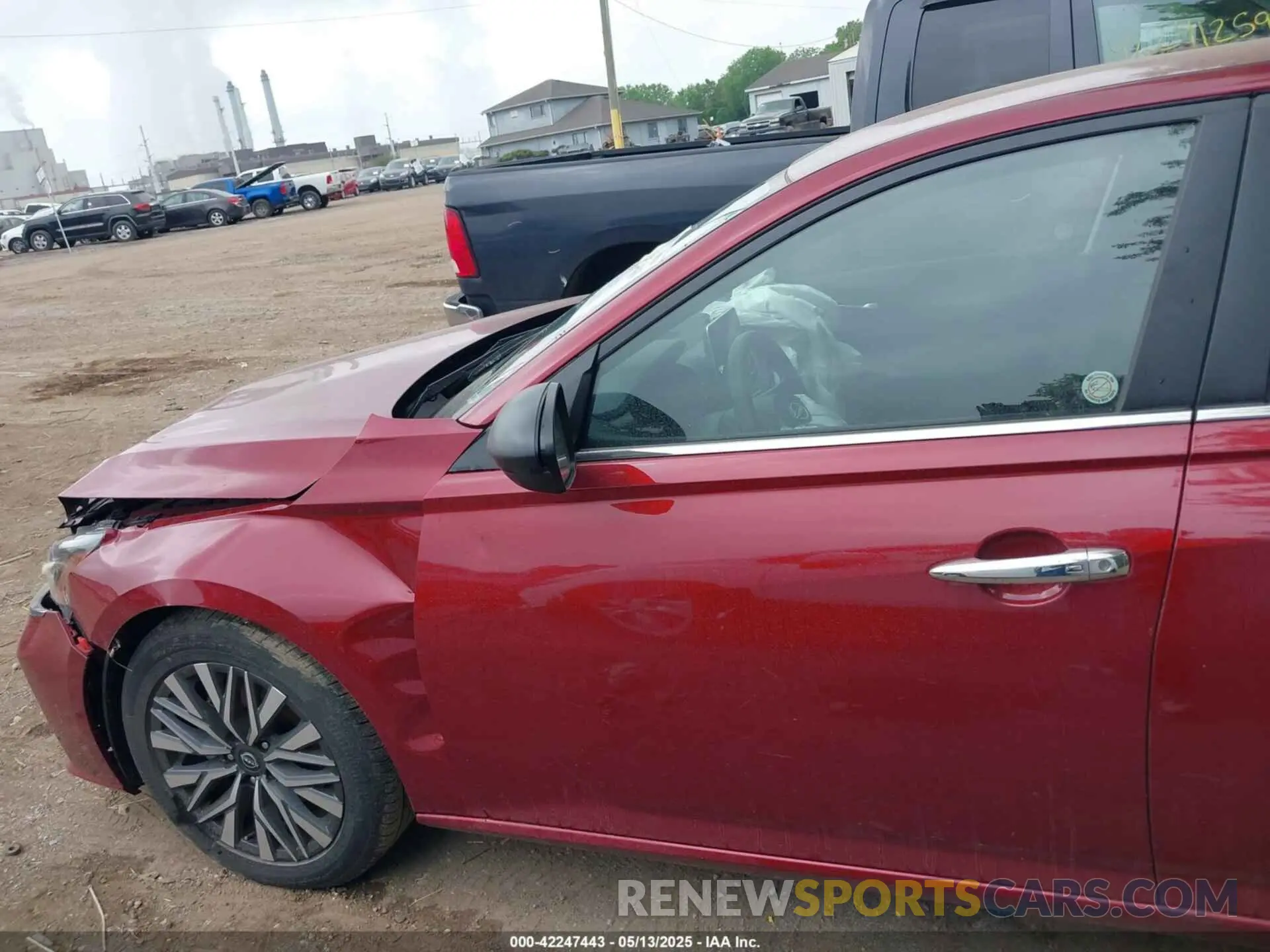 14 Photograph of a damaged car 1N4BL4DV9RN367420 NISSAN ALTIMA 2024