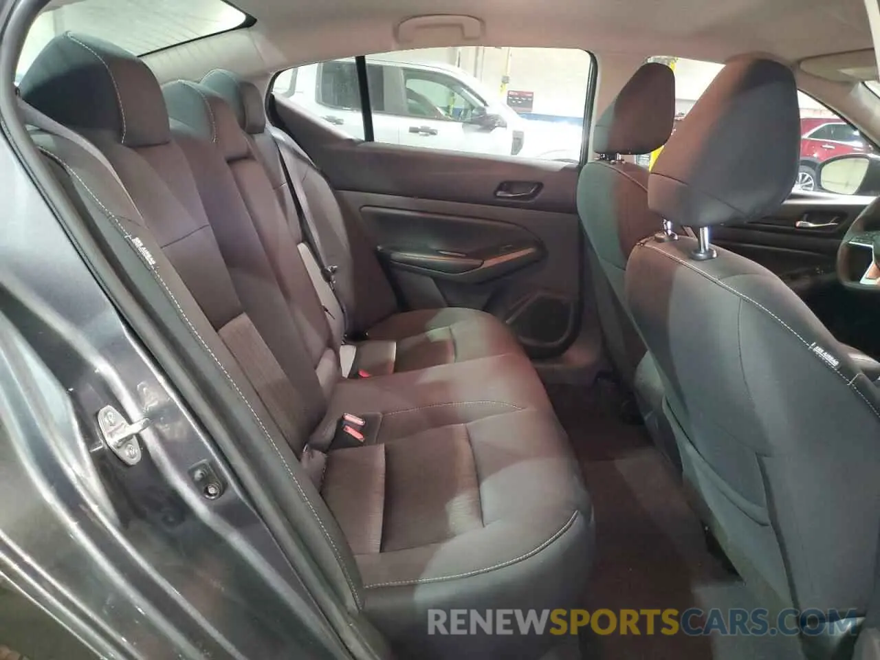 10 Photograph of a damaged car 1N4BL4DV9RN372259 NISSAN ALTIMA 2024