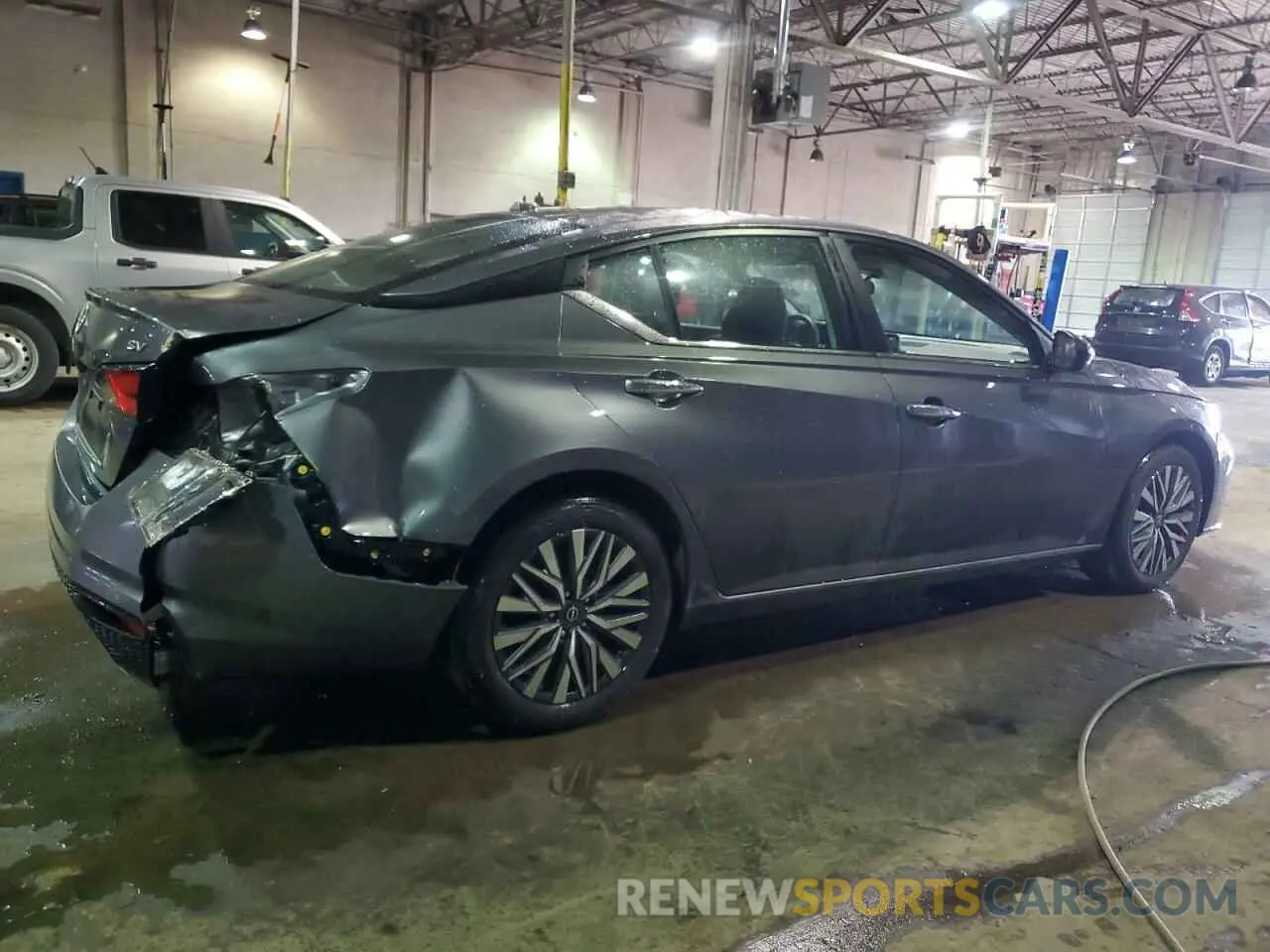 3 Photograph of a damaged car 1N4BL4DV9RN372259 NISSAN ALTIMA 2024